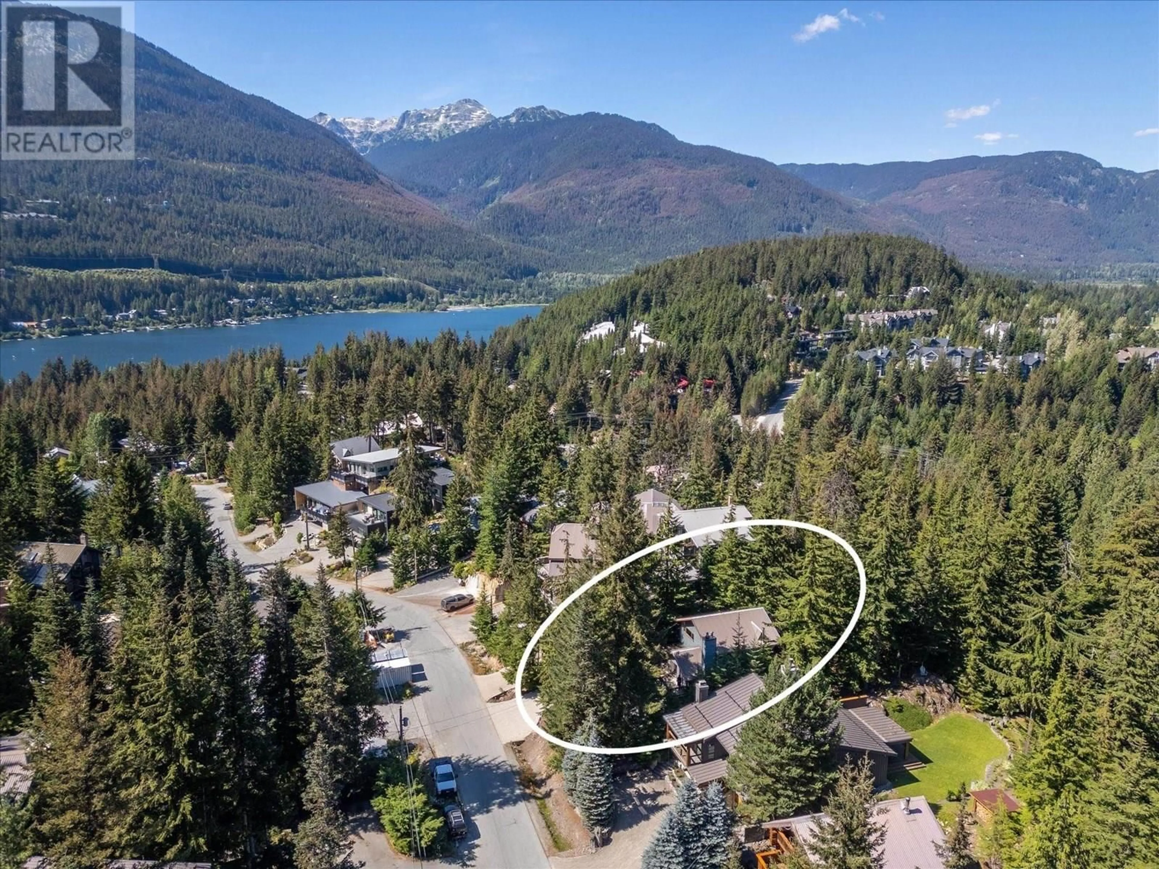A pic from outside/outdoor area/front of a property/back of a property/a pic from drone, water/lake/river/ocean view for 3353 PANORAMA RIDGE, Whistler British Columbia V8E0B8