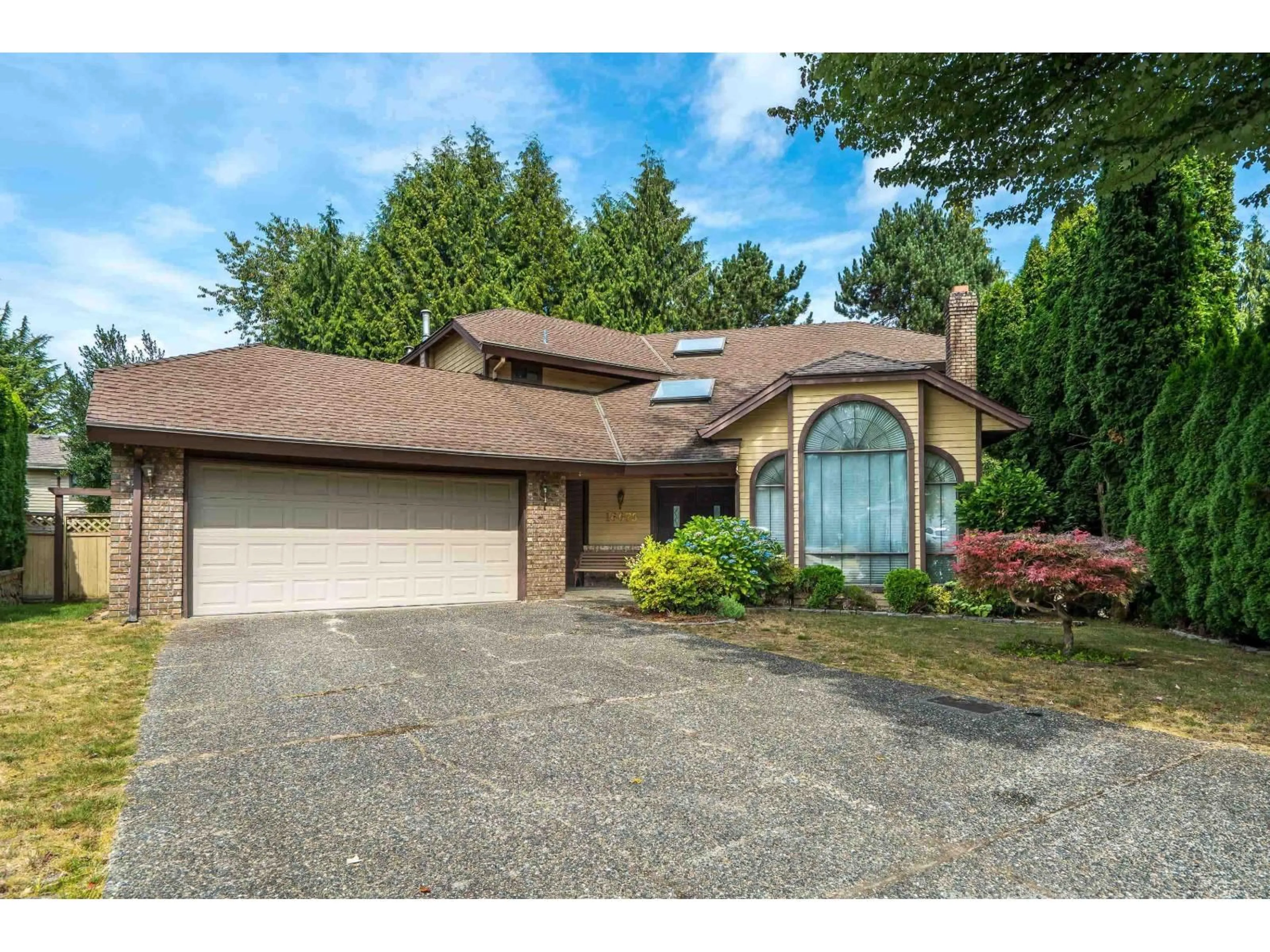 Unknown for 16675 MAPLETREE, Surrey British Columbia V4N1V9