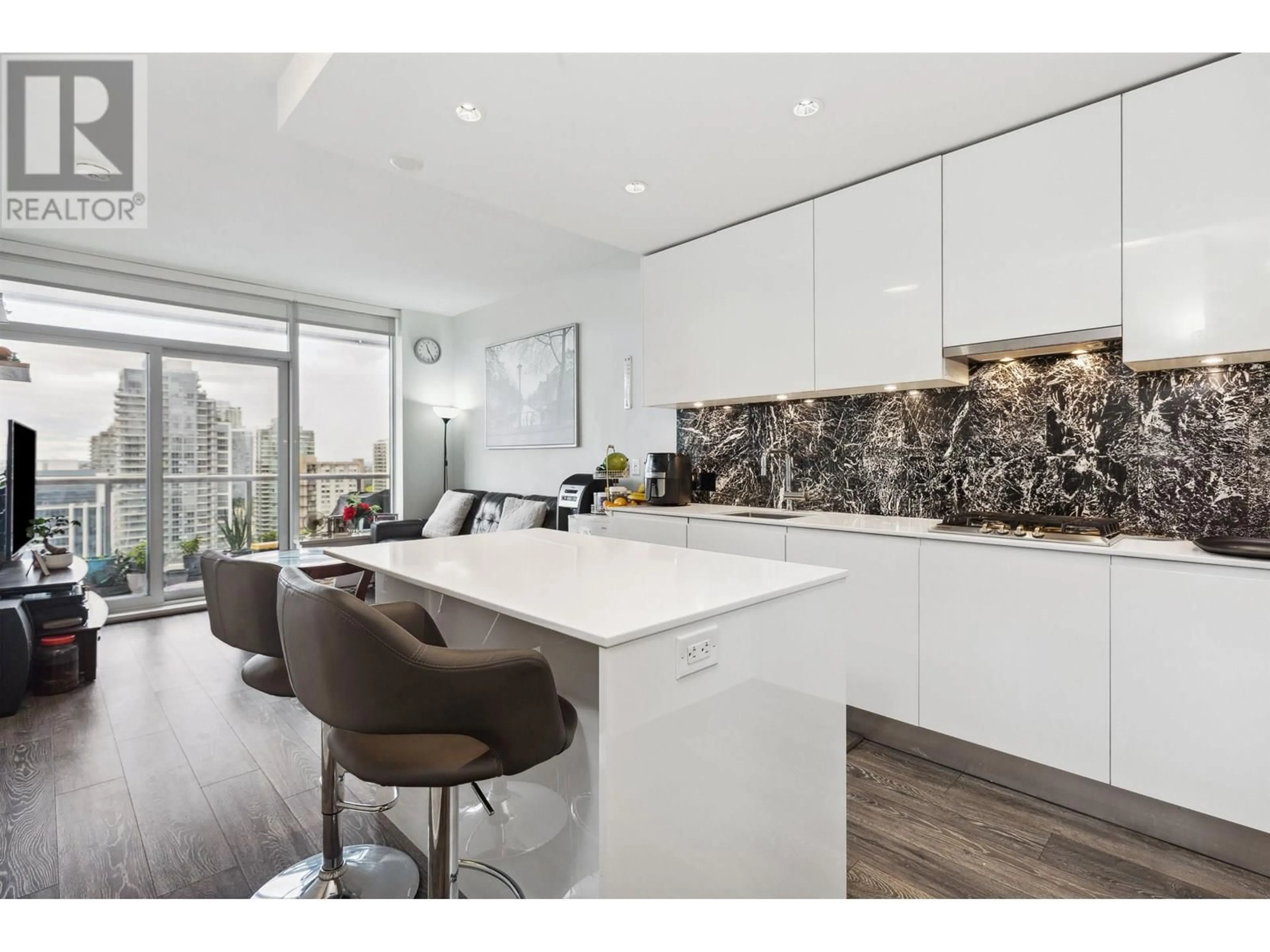 Open concept kitchen, unknown for 1508 - 1955 ALPHA WAY, Burnaby British Columbia V5C0K6