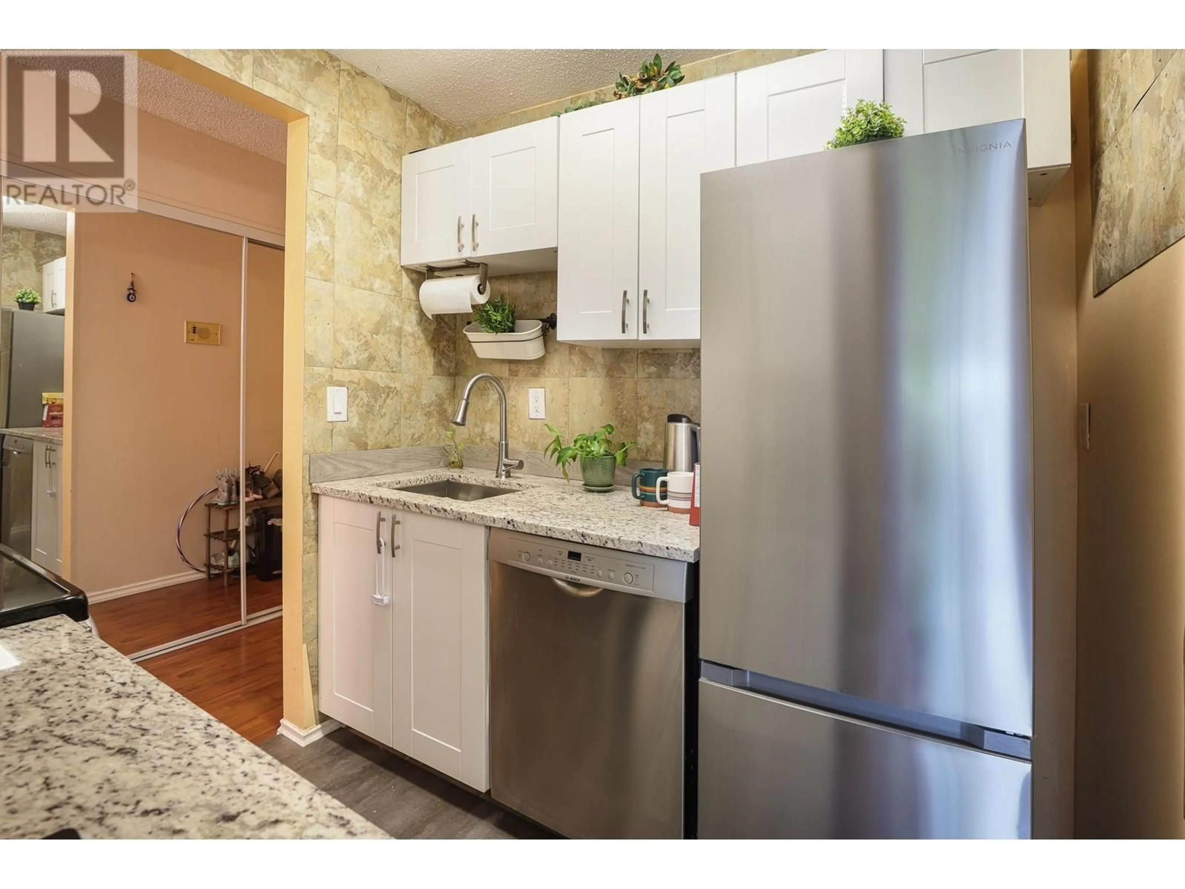 Standard kitchen, unknown for 308 - 195 MARY STREET, Port Moody British Columbia V3H2P1