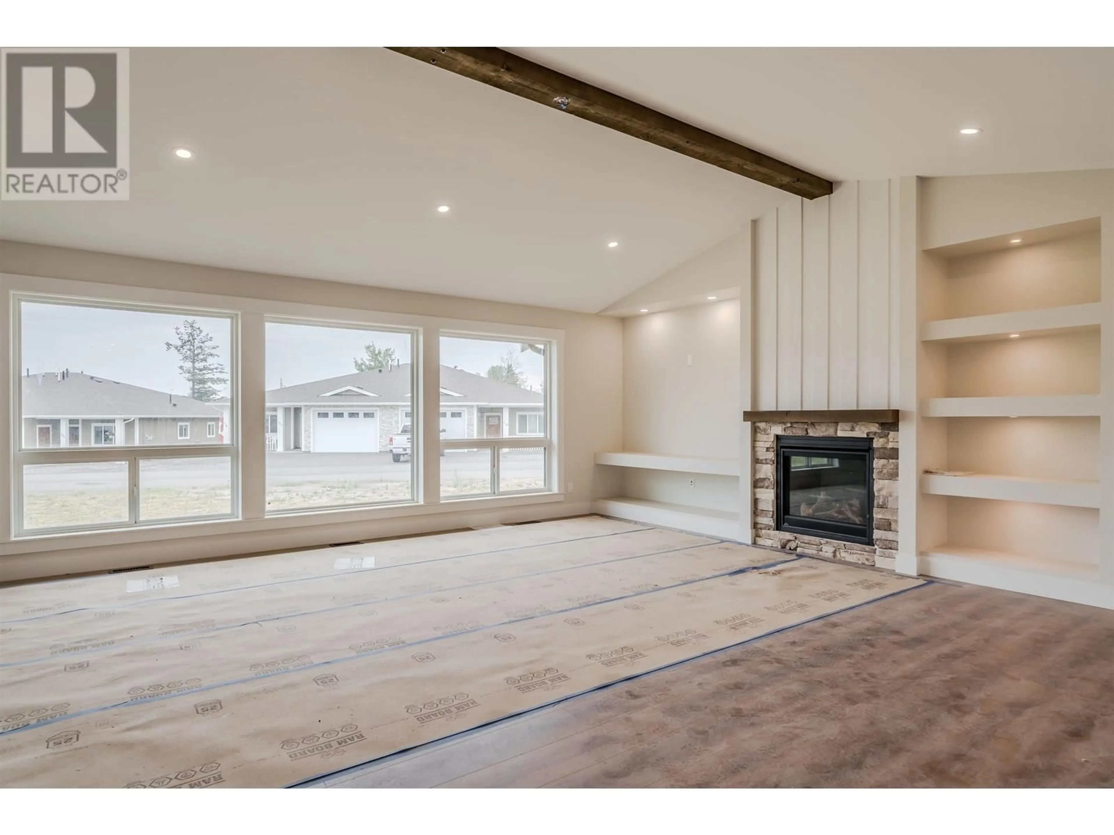 Unknown for 345 SANDHILL CRESCENT, 100 Mile House British Columbia V0K2E1