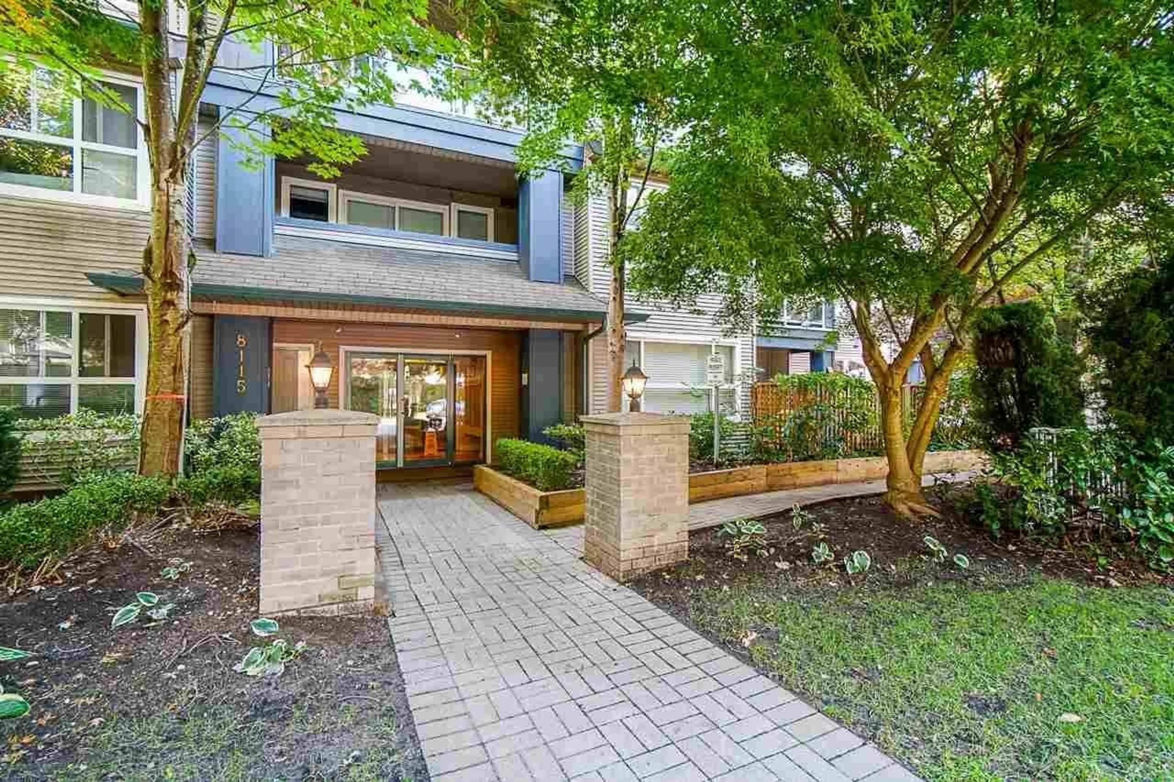 Home with brick exterior material, street for 109 - 8115 121A, Surrey British Columbia V3W1J2