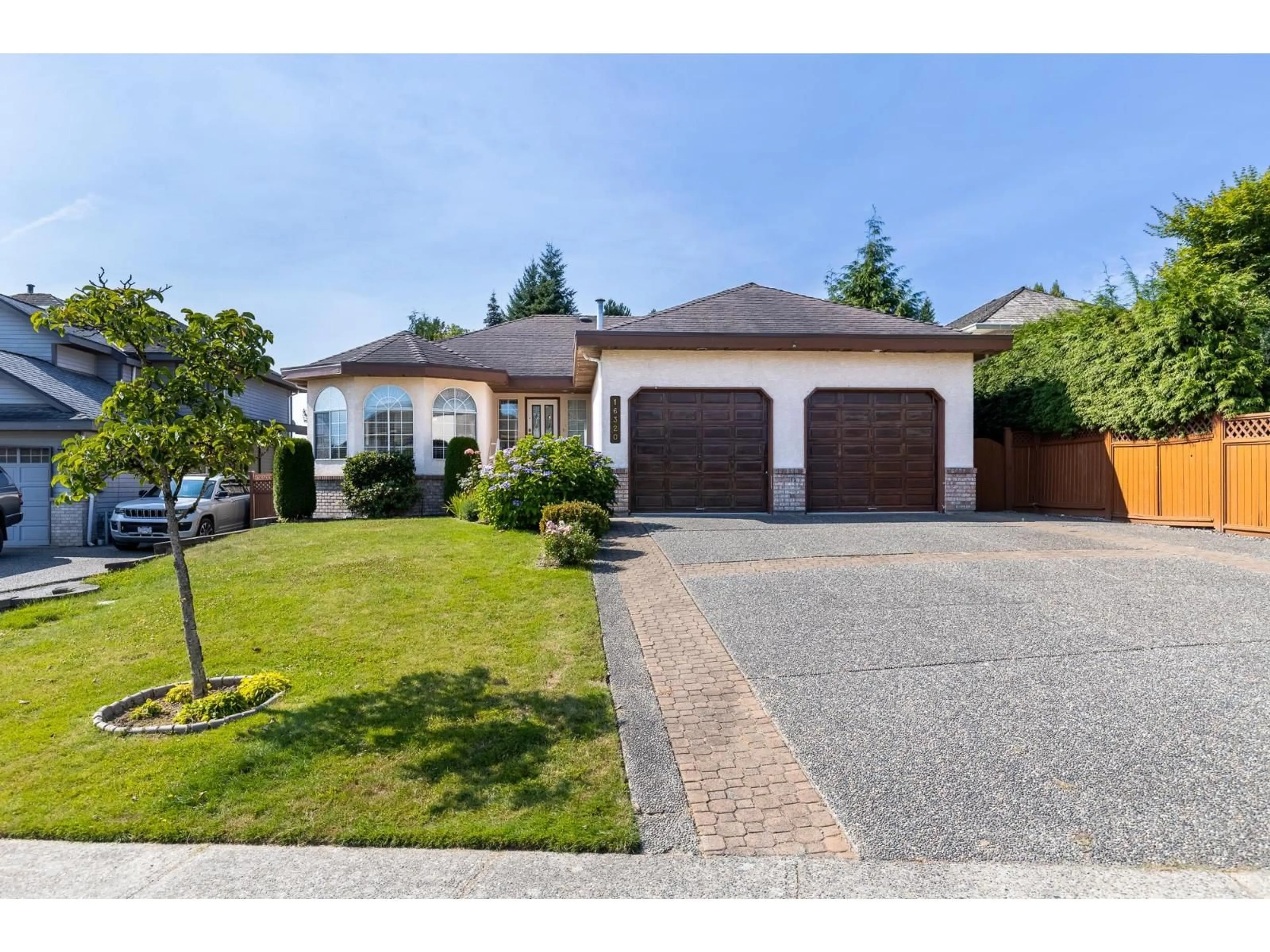 A pic from outside/outdoor area/front of a property/back of a property/a pic from drone, street for 16320 94, Surrey British Columbia V4N3C6