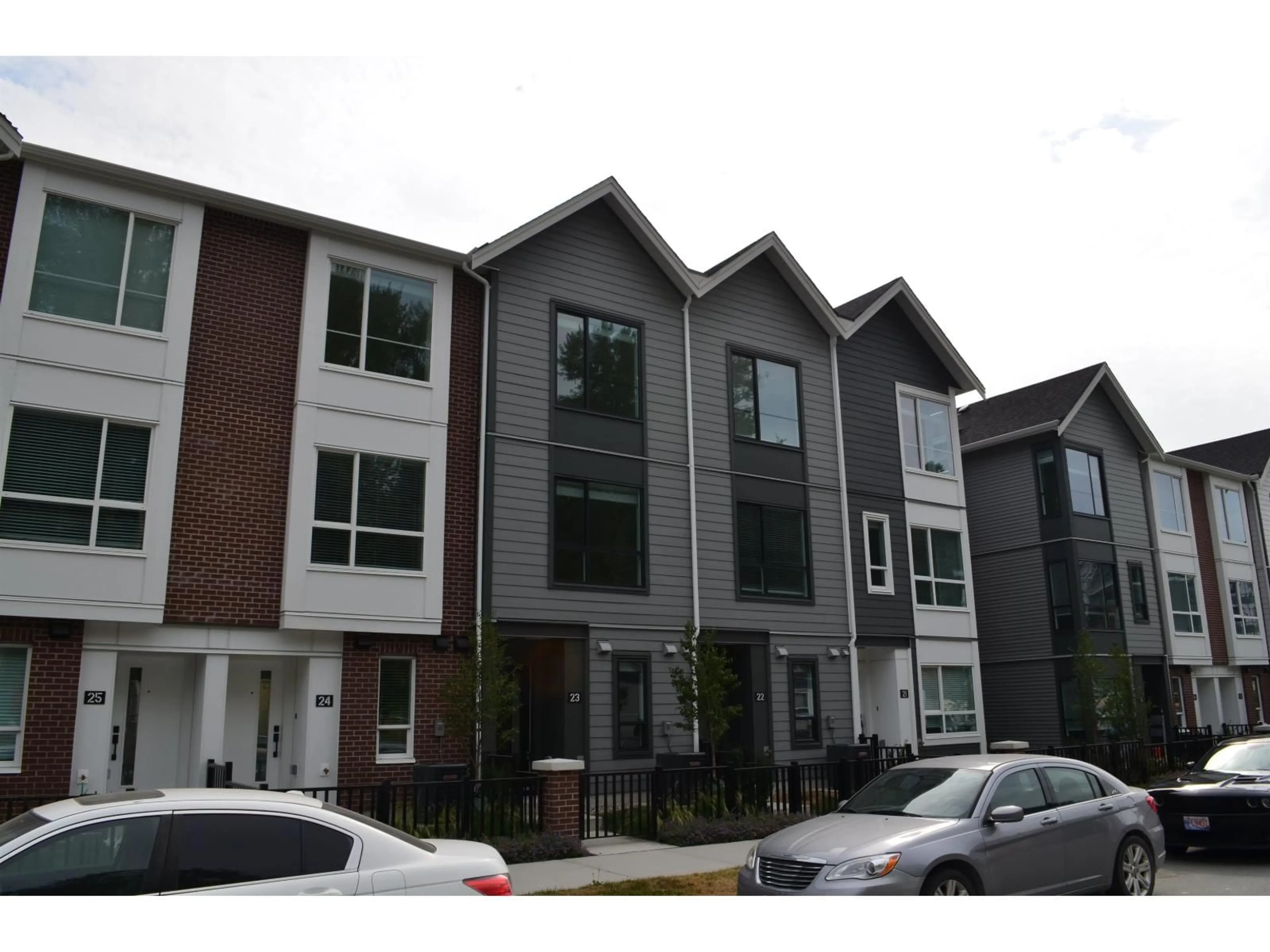 Unknown for 23 - 2886 MONTROSE, Abbotsford British Columbia V2S0N7
