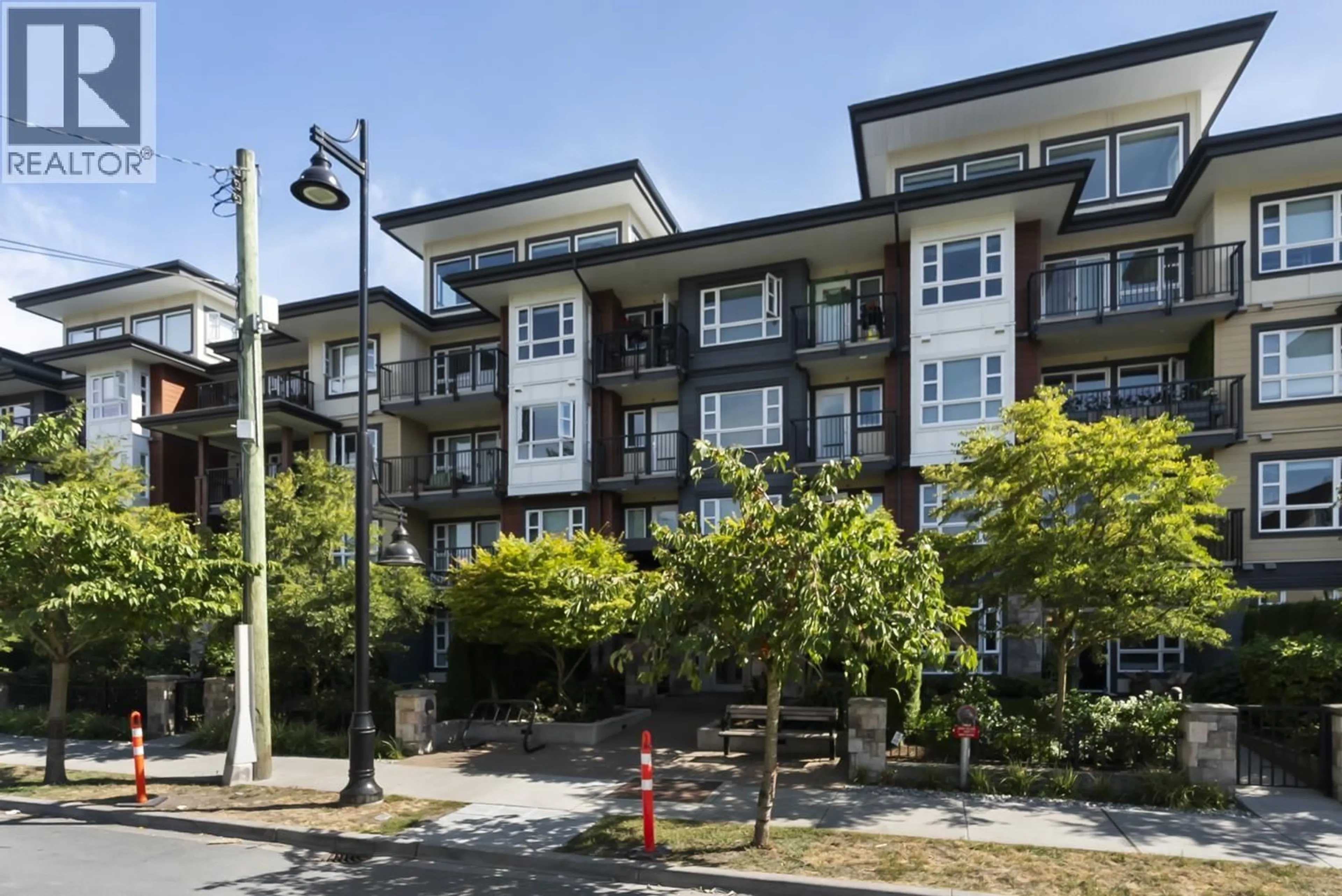 Patio, street for 209 - 22562 121 AVENUE, Maple Ridge British Columbia V2X3Y8