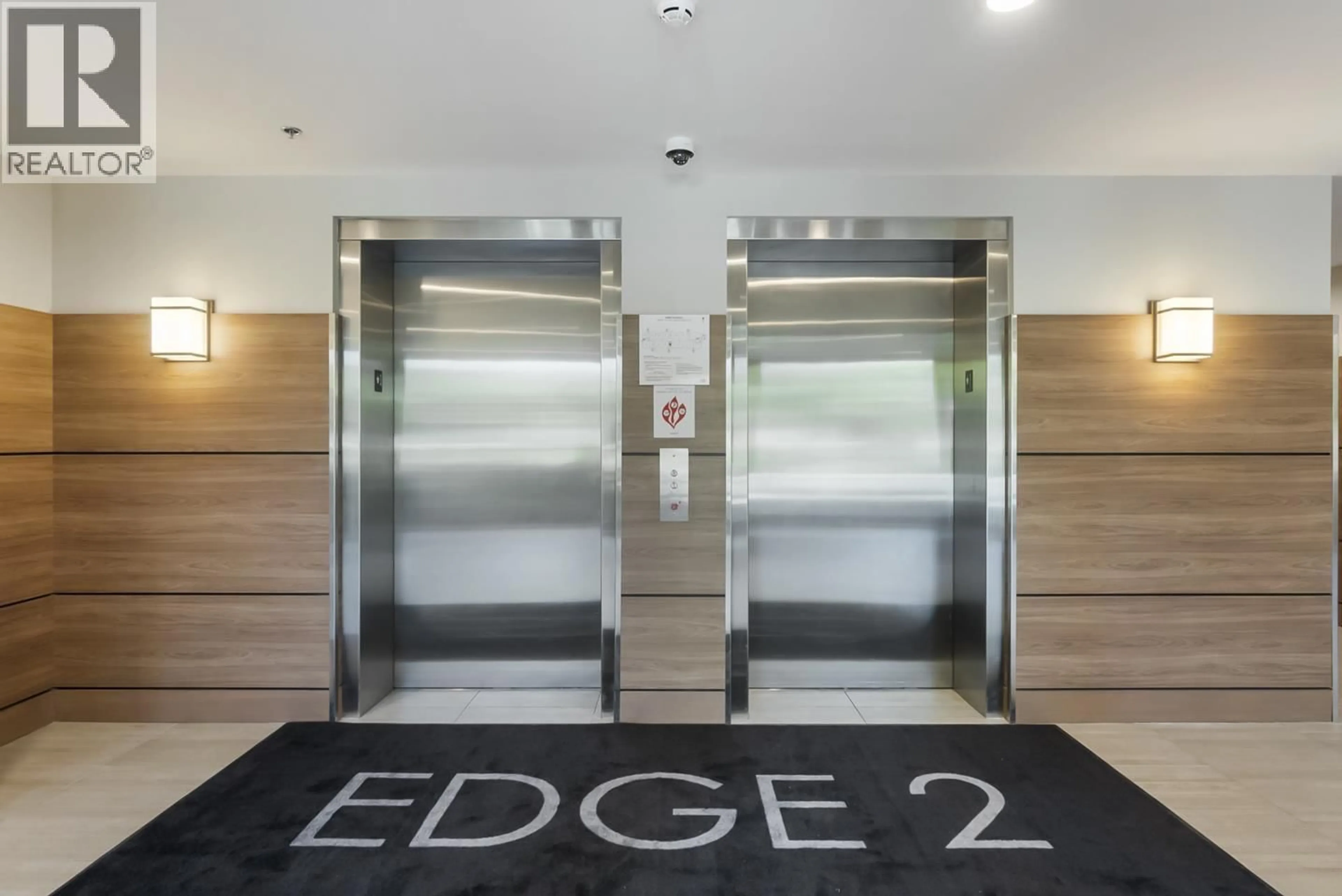 Indoor foyer for 209 - 22562 121 AVENUE, Maple Ridge British Columbia V2X3Y8
