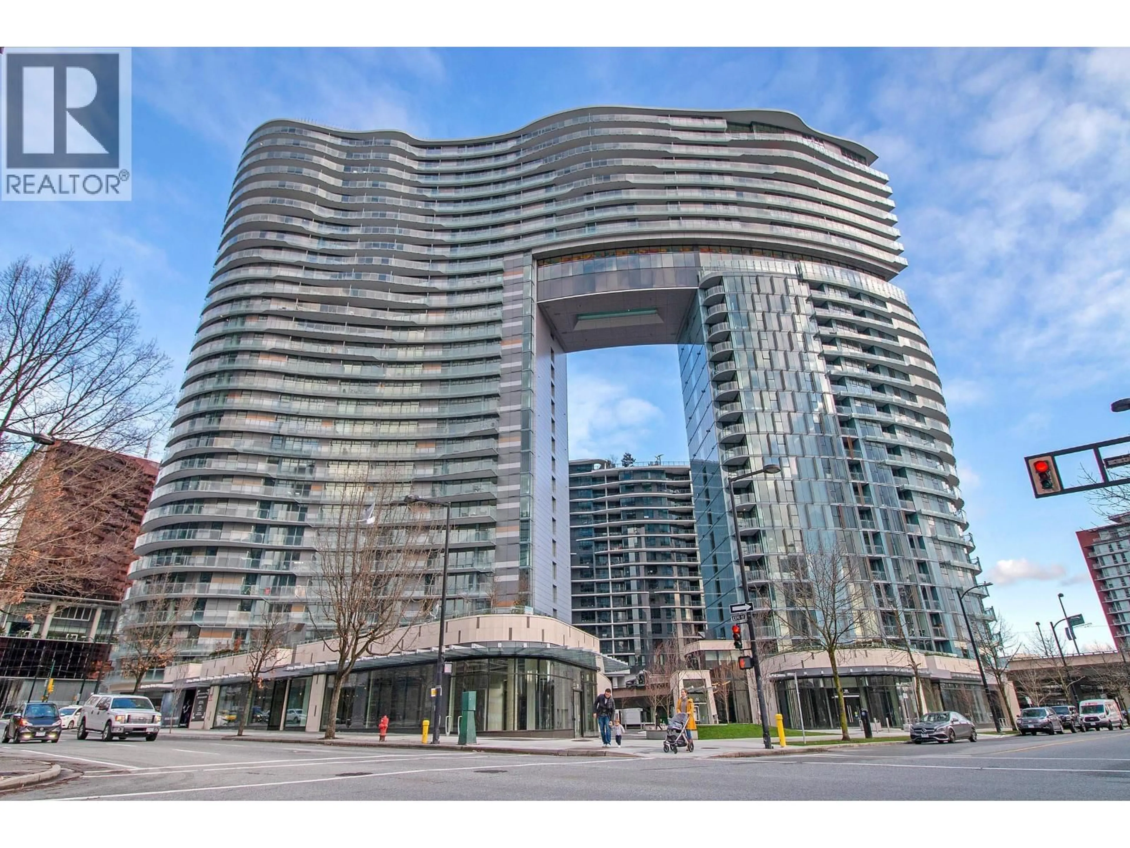 Indoor foyer for 2820 - 89 NELSON STREET, Vancouver British Columbia V6Z0E7