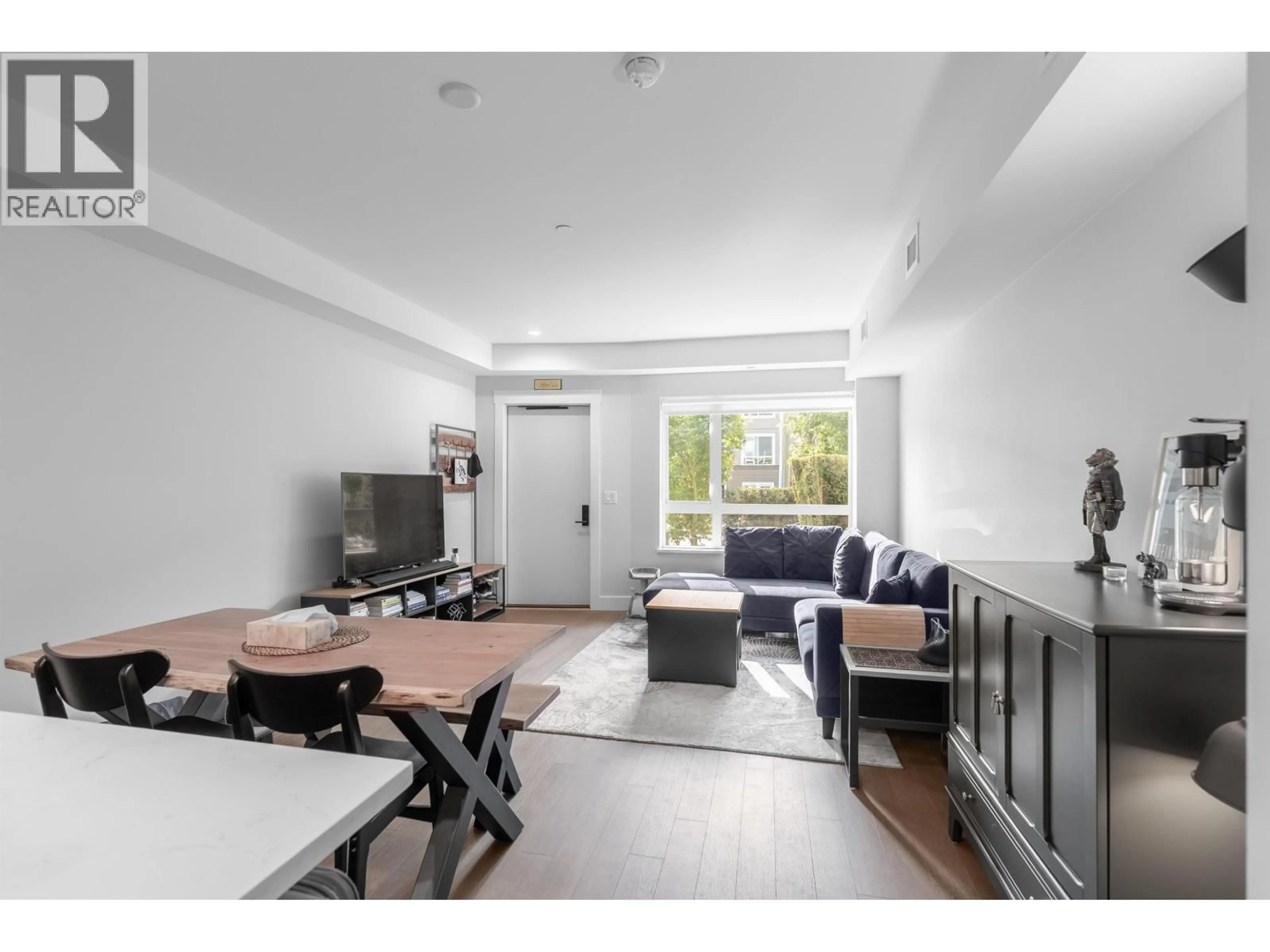 Living room with furniture, unknown for 106 - 12040 PLAZA STREET, Maple Ridge British Columbia V2X5X9