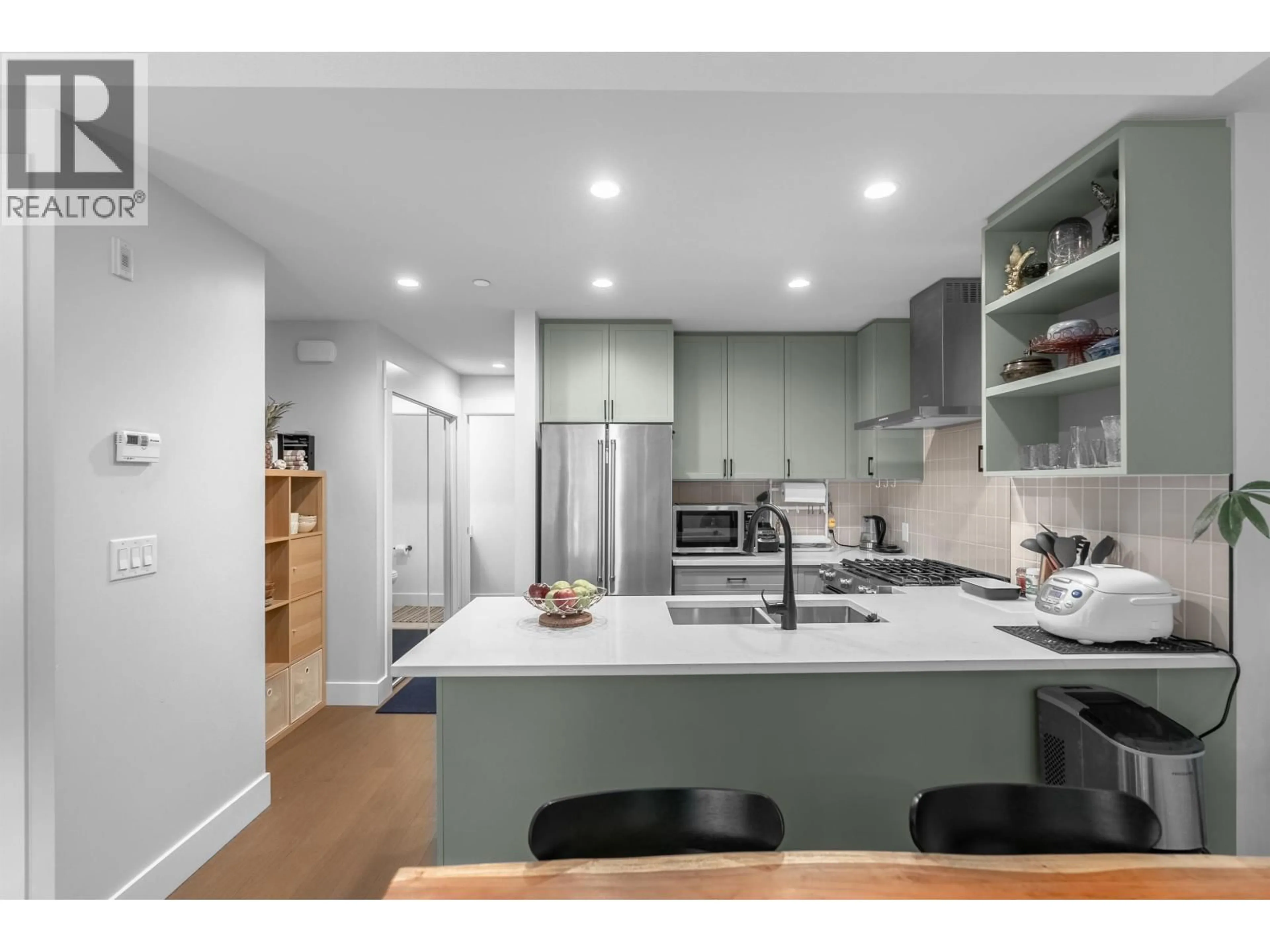 Open concept kitchen, unknown for 106 - 12040 PLAZA STREET, Maple Ridge British Columbia V2X5X9