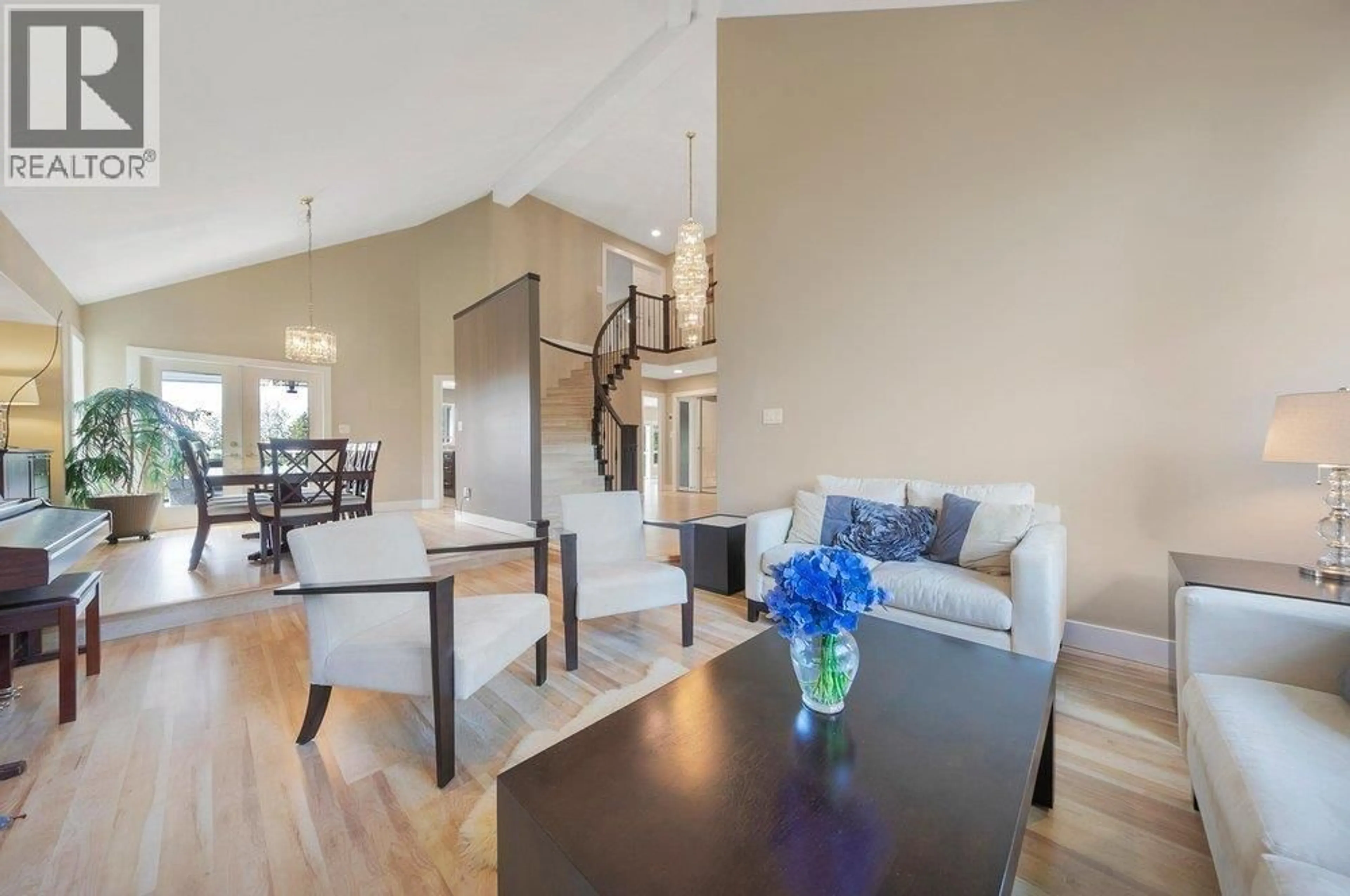 Living room with furniture, wood/laminate floor for 2608 SANDSTONE COURT, Coquitlam British Columbia V3E2T9