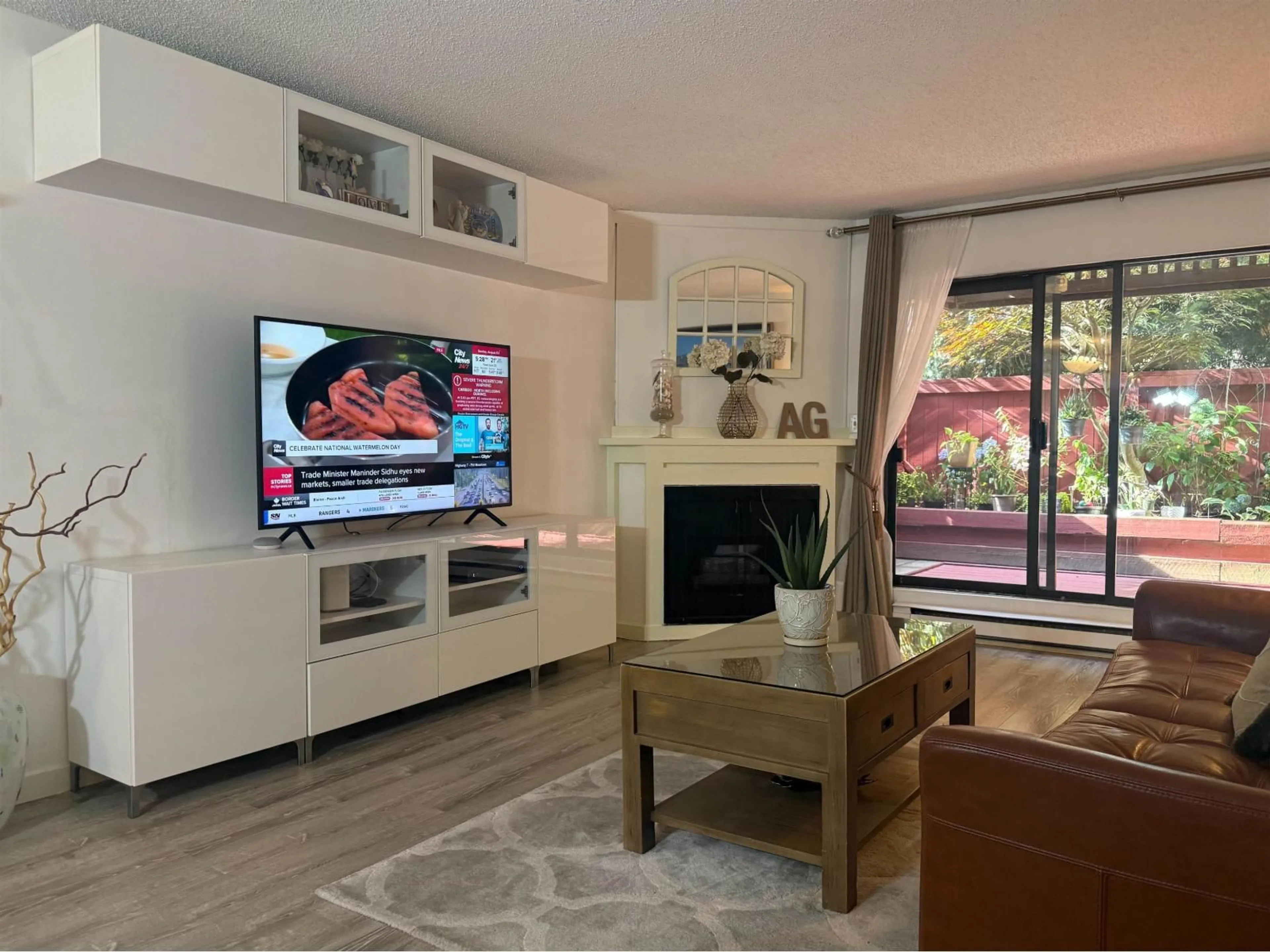 Living room with furniture, unknown for 111 - 13507 96, Surrey British Columbia V3V7P3