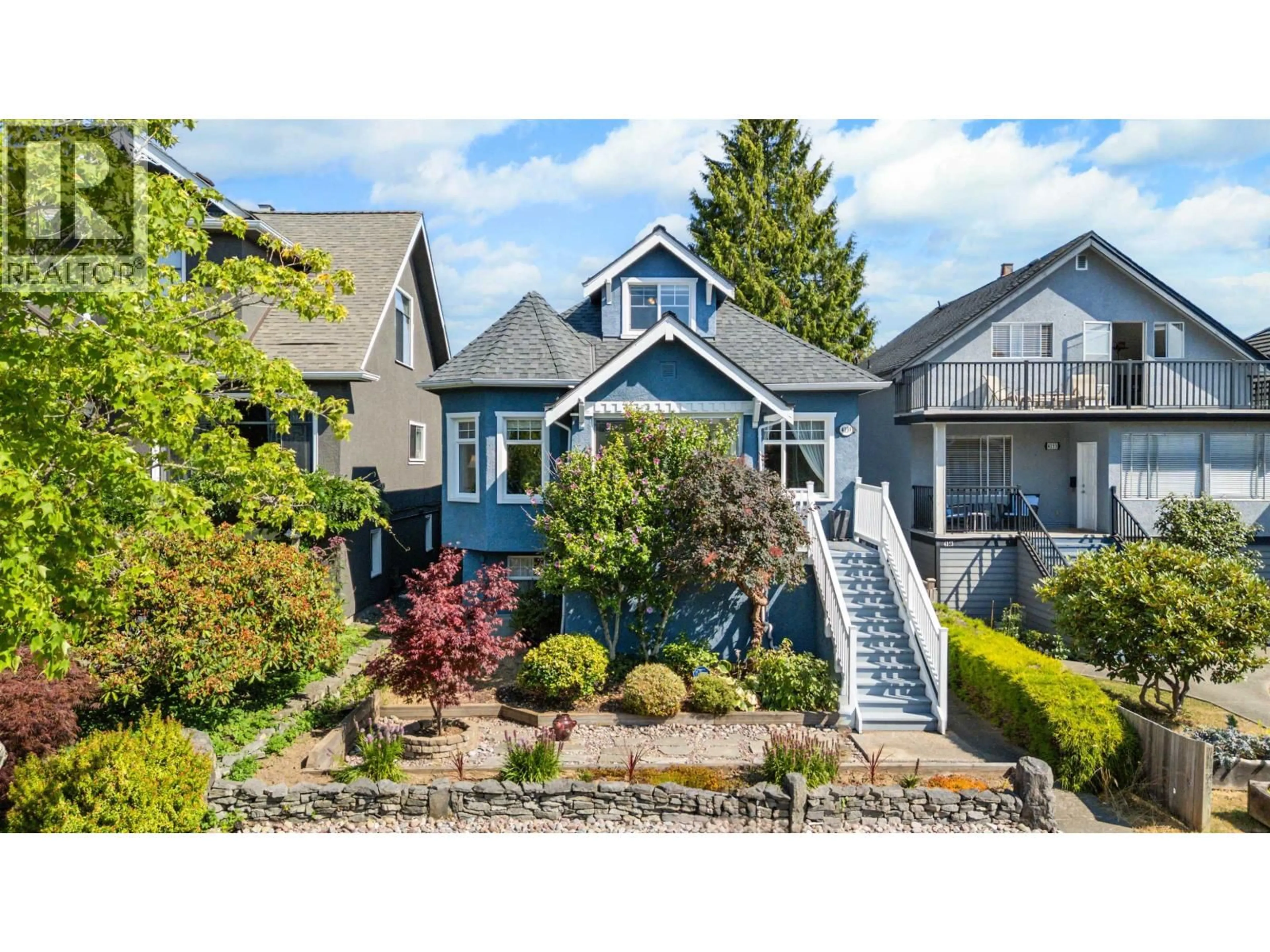 Home with vinyl exterior material, street for 4139 PANDORA STREET, Burnaby British Columbia V5C2B2