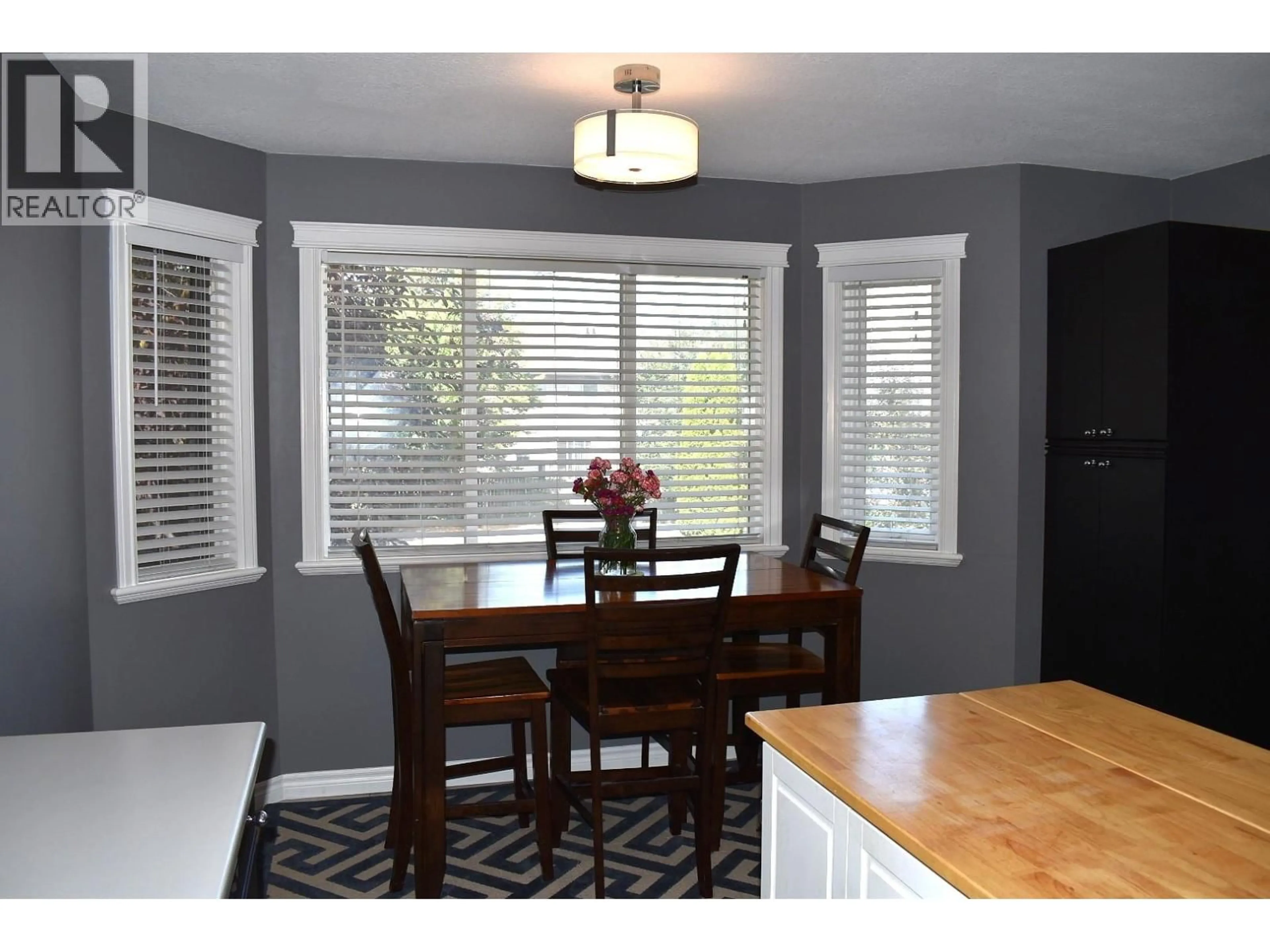 Dining room, wood/laminate floor for 3327 WESTWOOD DRIVE, Prince George British Columbia V2N1S4