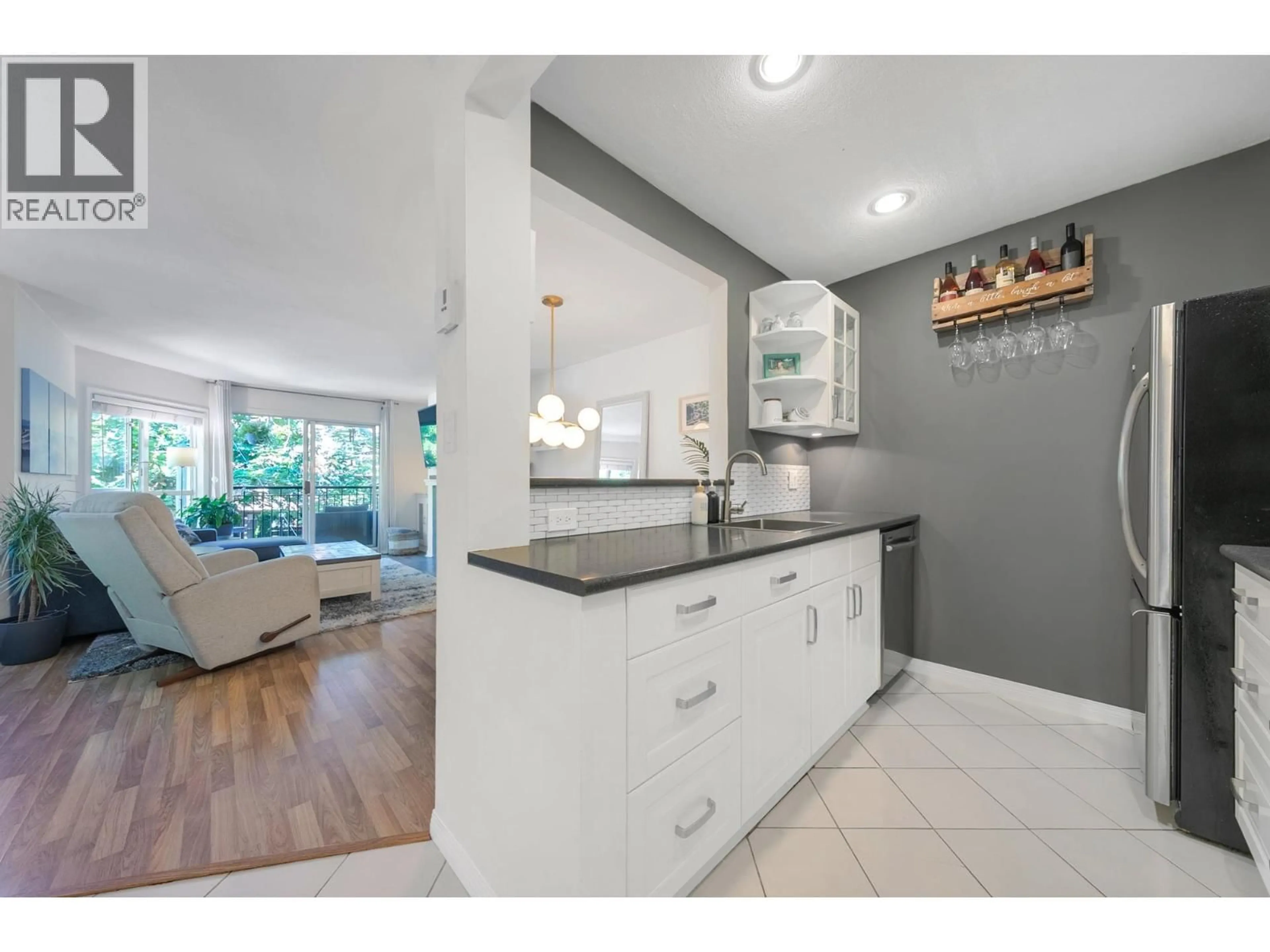 Open concept kitchen, unknown for 214 - 555 14TH AVENUE, Vancouver British Columbia V5Z4G8