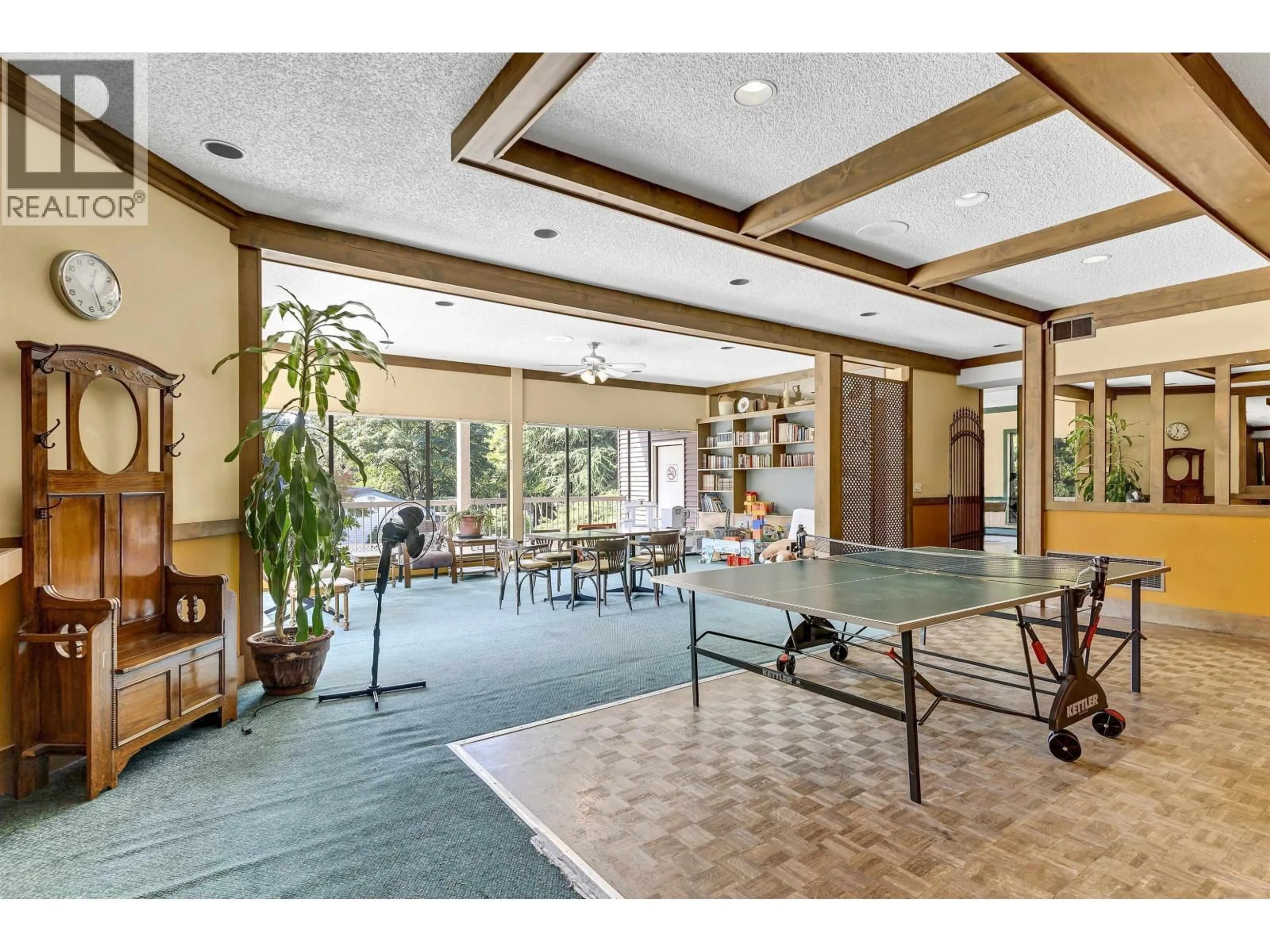 Indoor foyer for 301 - 8900 CITATION DRIVE, Richmond British Columbia V6Y3A3