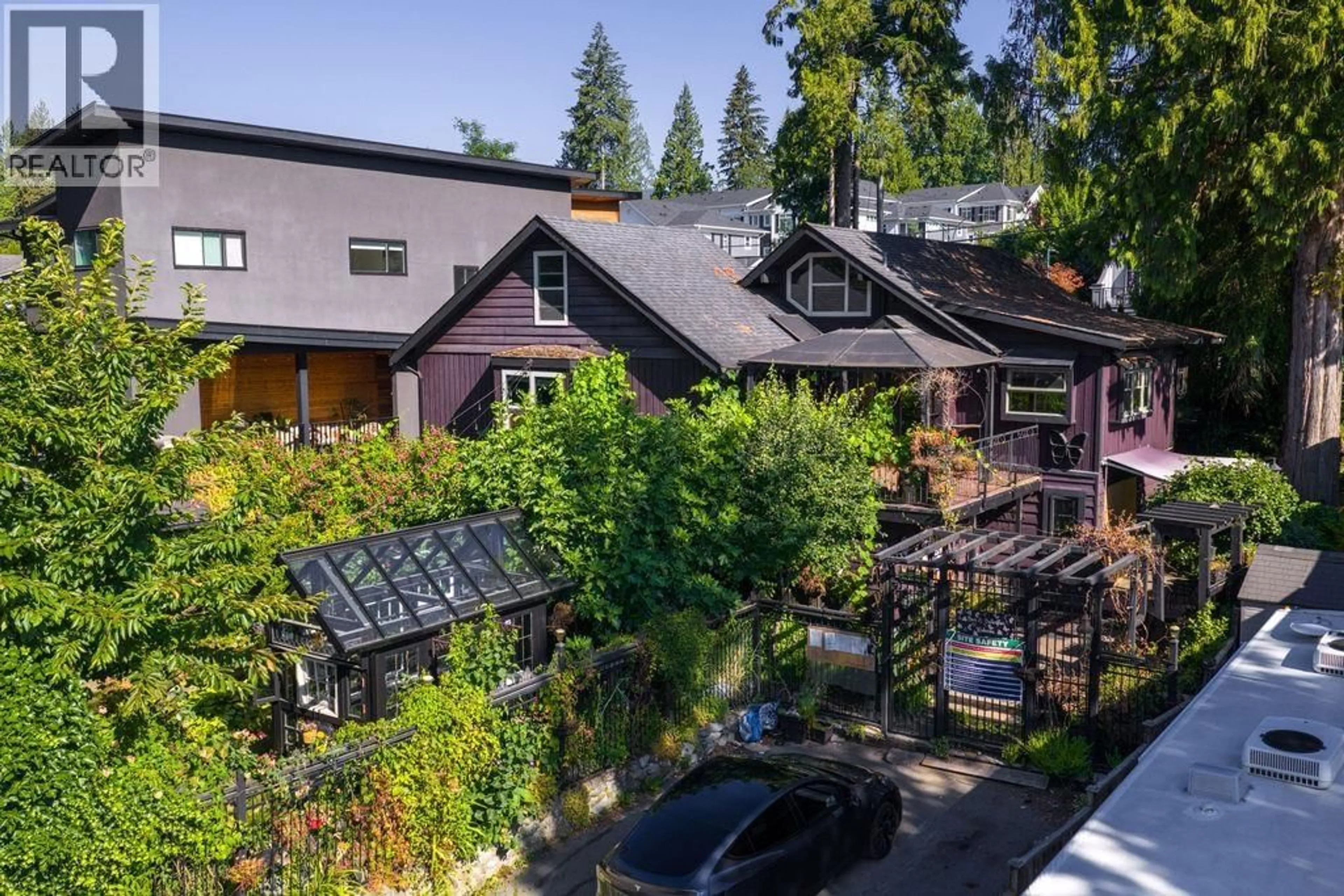 A pic from outside/outdoor area/front of a property/back of a property/a pic from drone, mountain view for 840 VICTORIA DRIVE, Port Coquitlam British Columbia V3B2T9