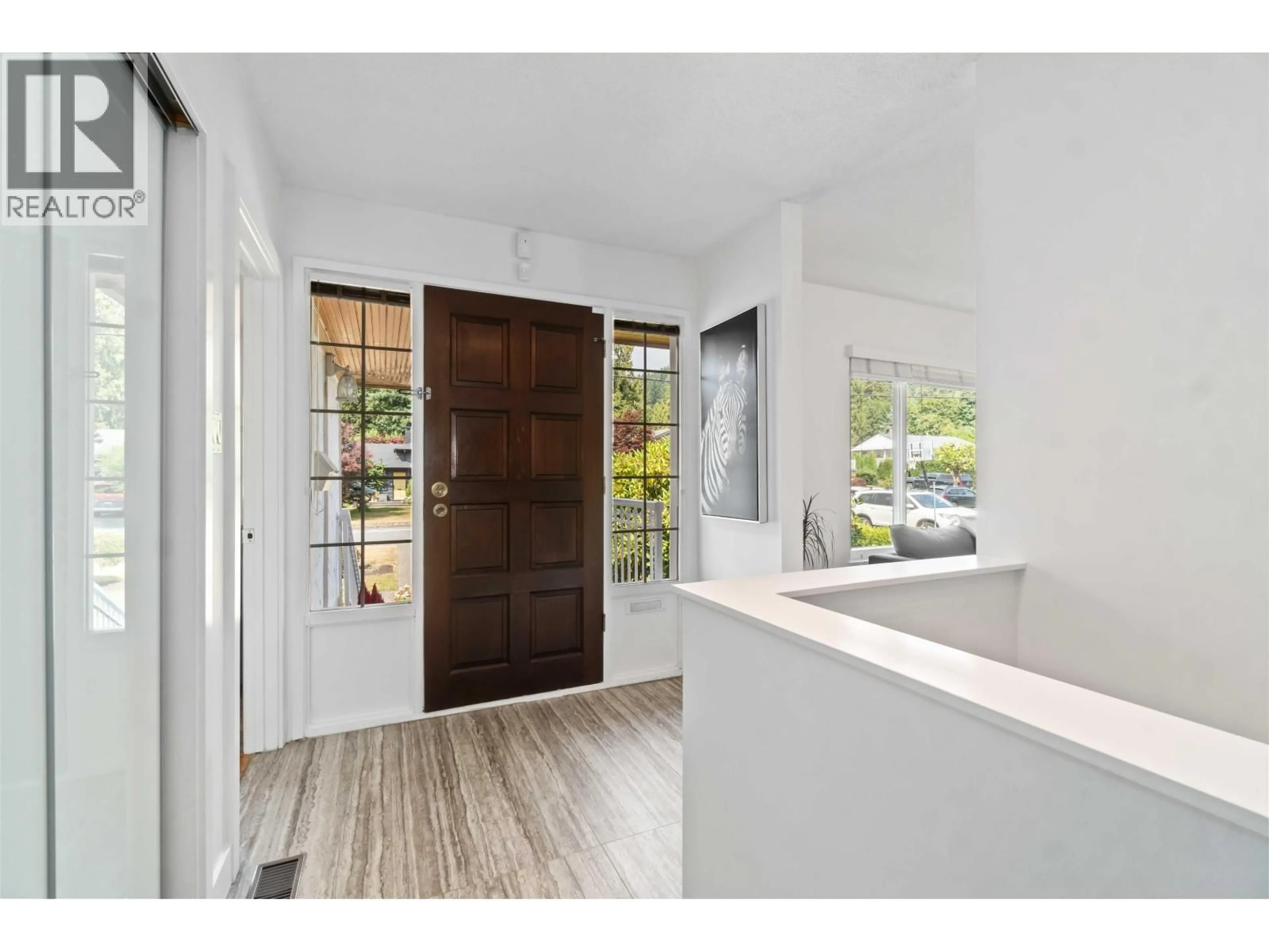 Indoor entryway for 2681 STANDISH DRIVE, North Vancouver British Columbia V7H1M9