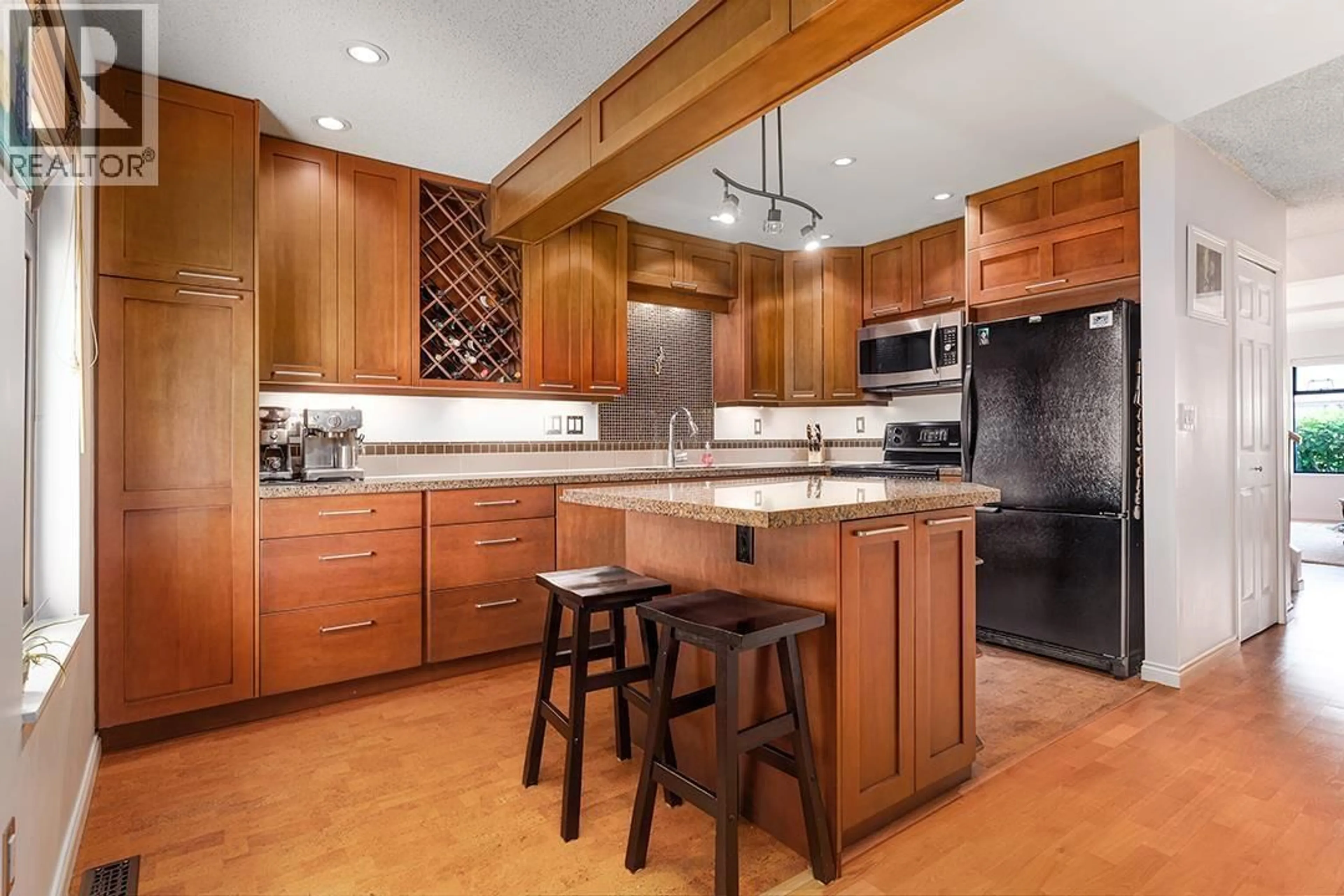 Contemporary kitchen, unknown for 7360 TOBA PLACE, Vancouver British Columbia V5S4B4