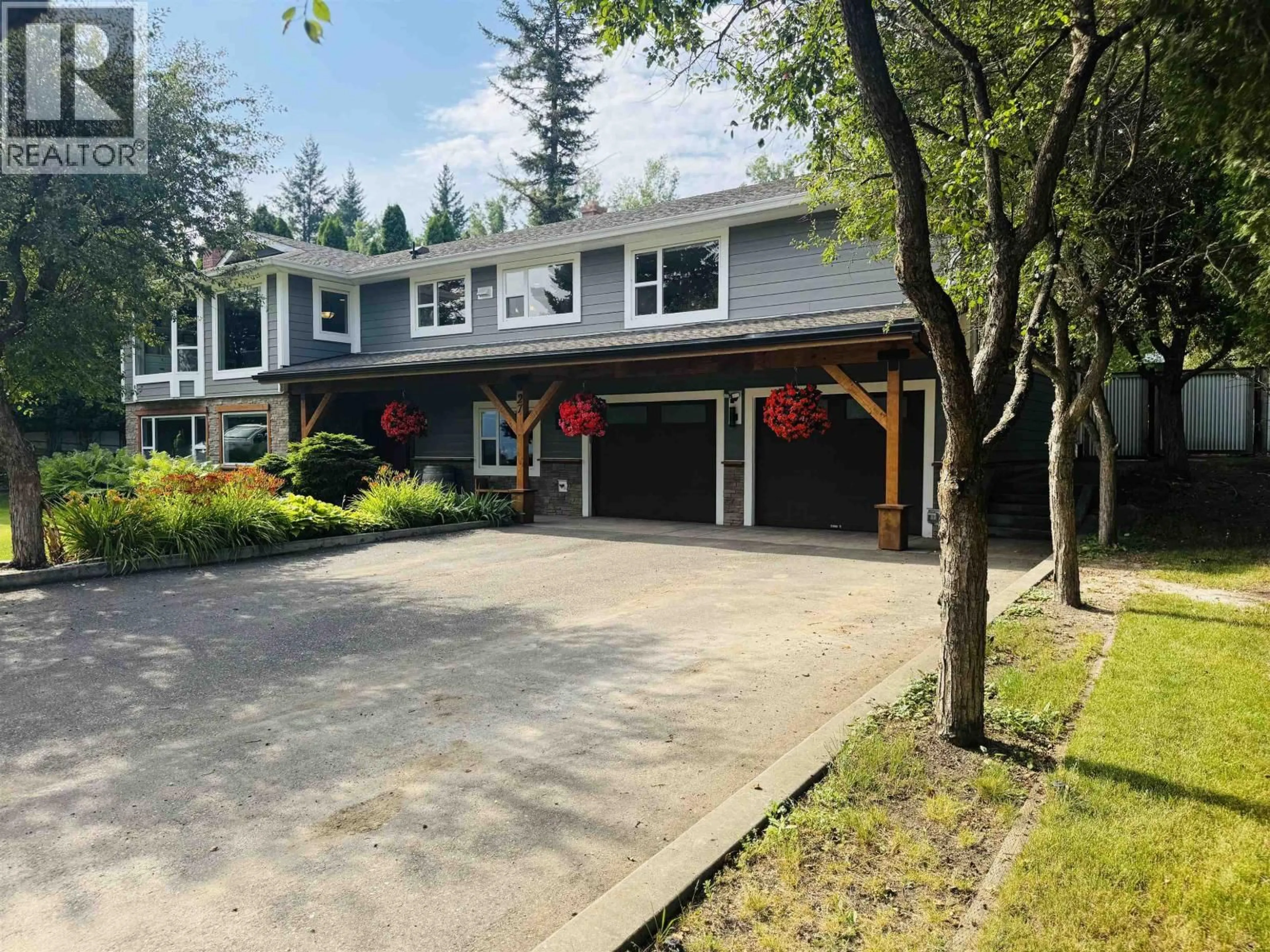 Unknown for 27 COUNTRY CLUB BOULEVARD, Williams Lake British Columbia V2G3T3
