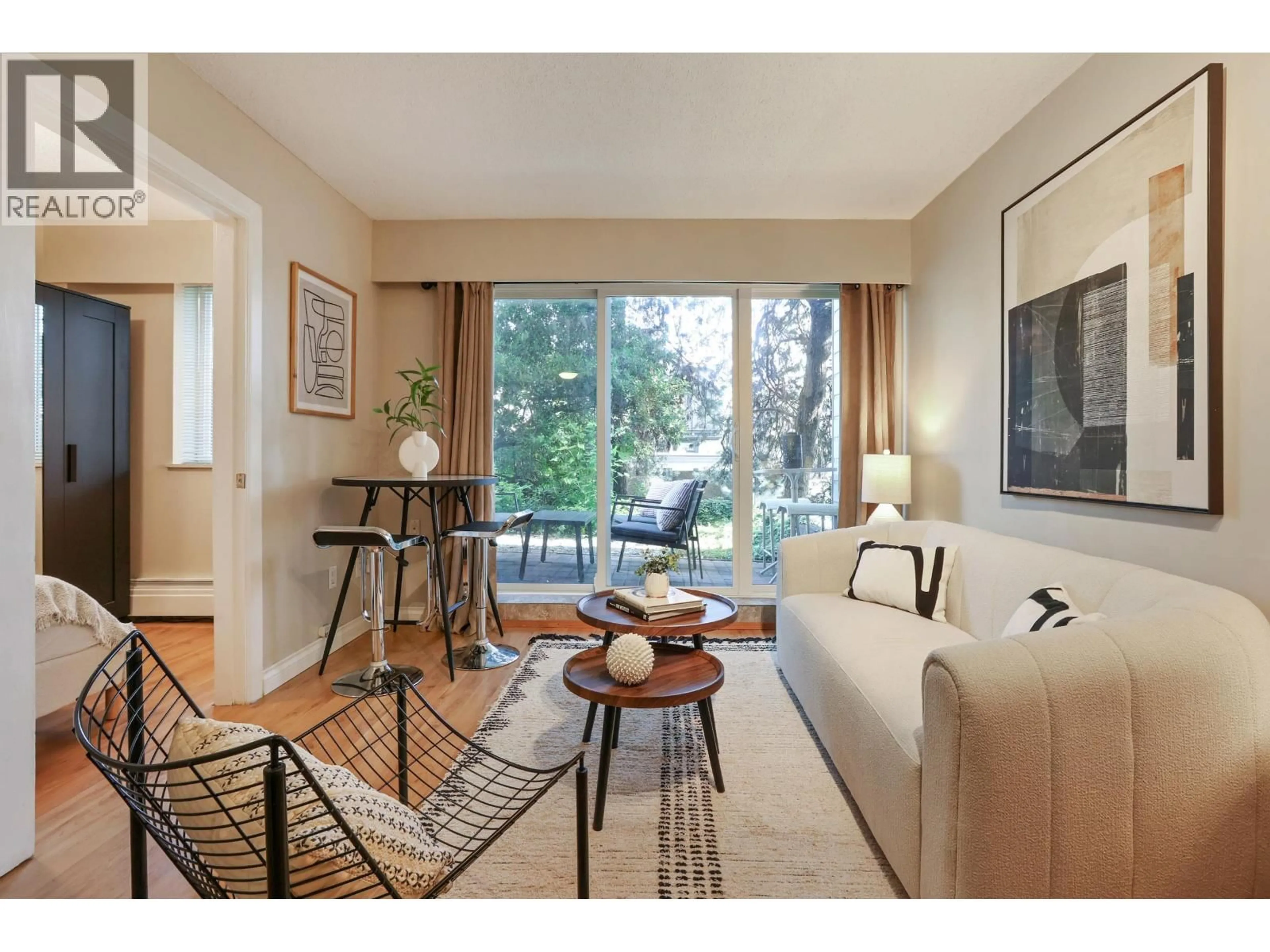 Living room with furniture, unknown for 106 - 2125 2ND AVENUE, Vancouver British Columbia V6K1H7