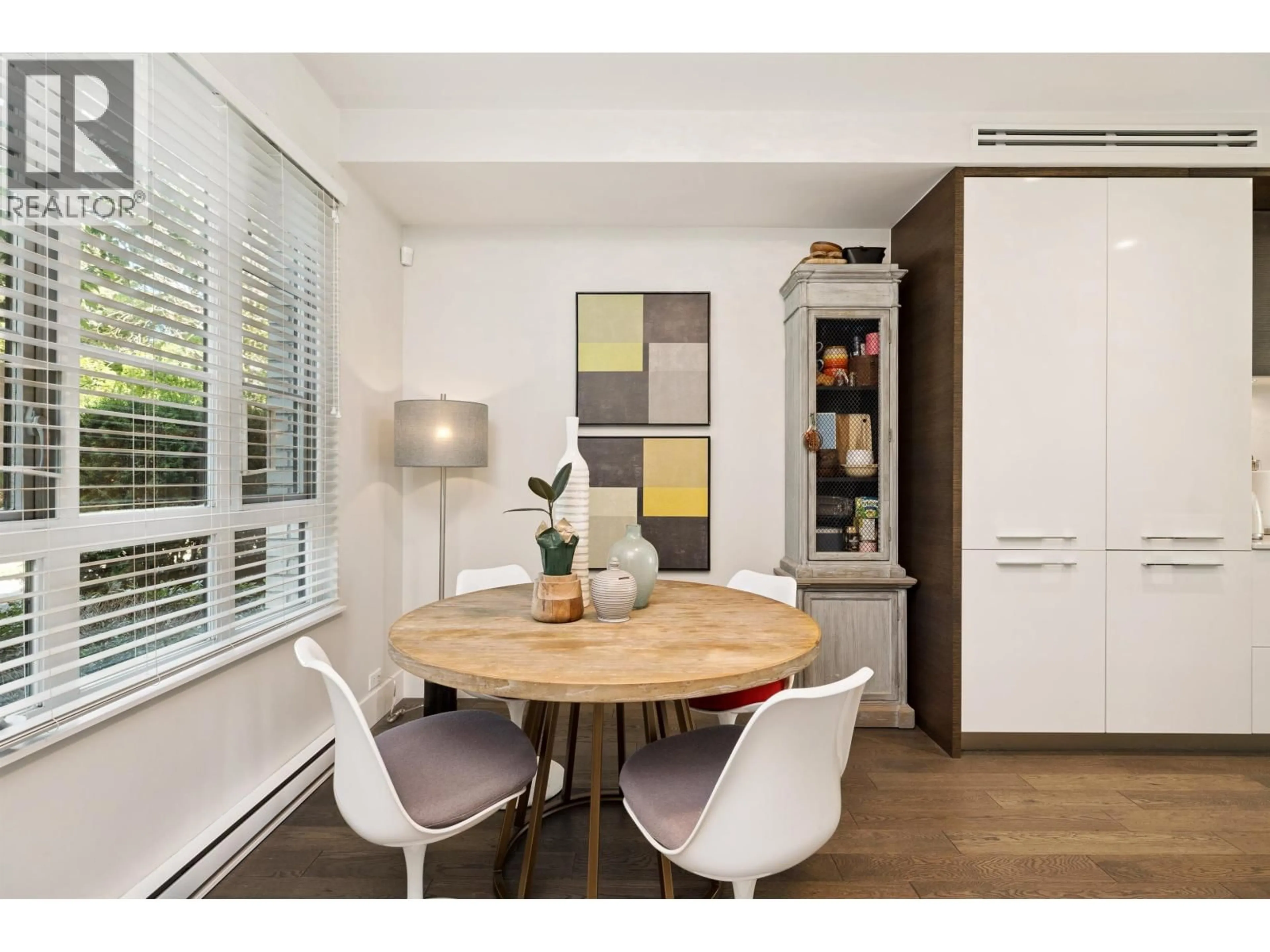 Dining room, wood/laminate floor for 234 62ND AVENUE, Vancouver British Columbia V5X0G7