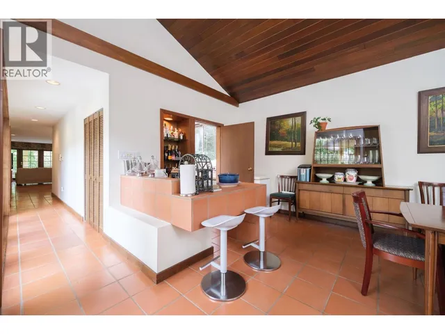 6000 BUCKINGHAM AVENUE, Burnaby 5