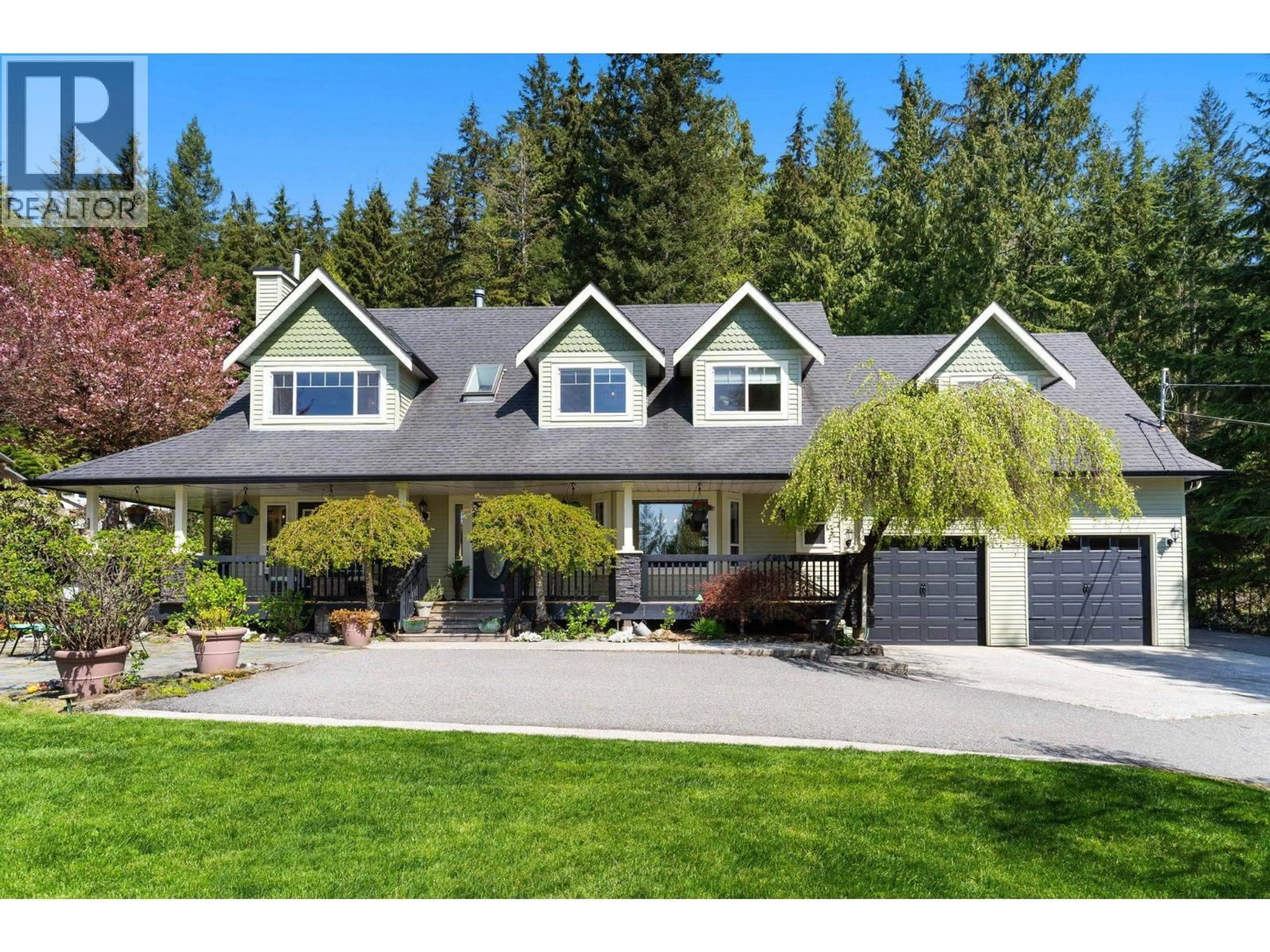 Home with vinyl exterior material, mountain view for 12815 WILLOW PLACE, Maple Ridge British Columbia V2W1N5