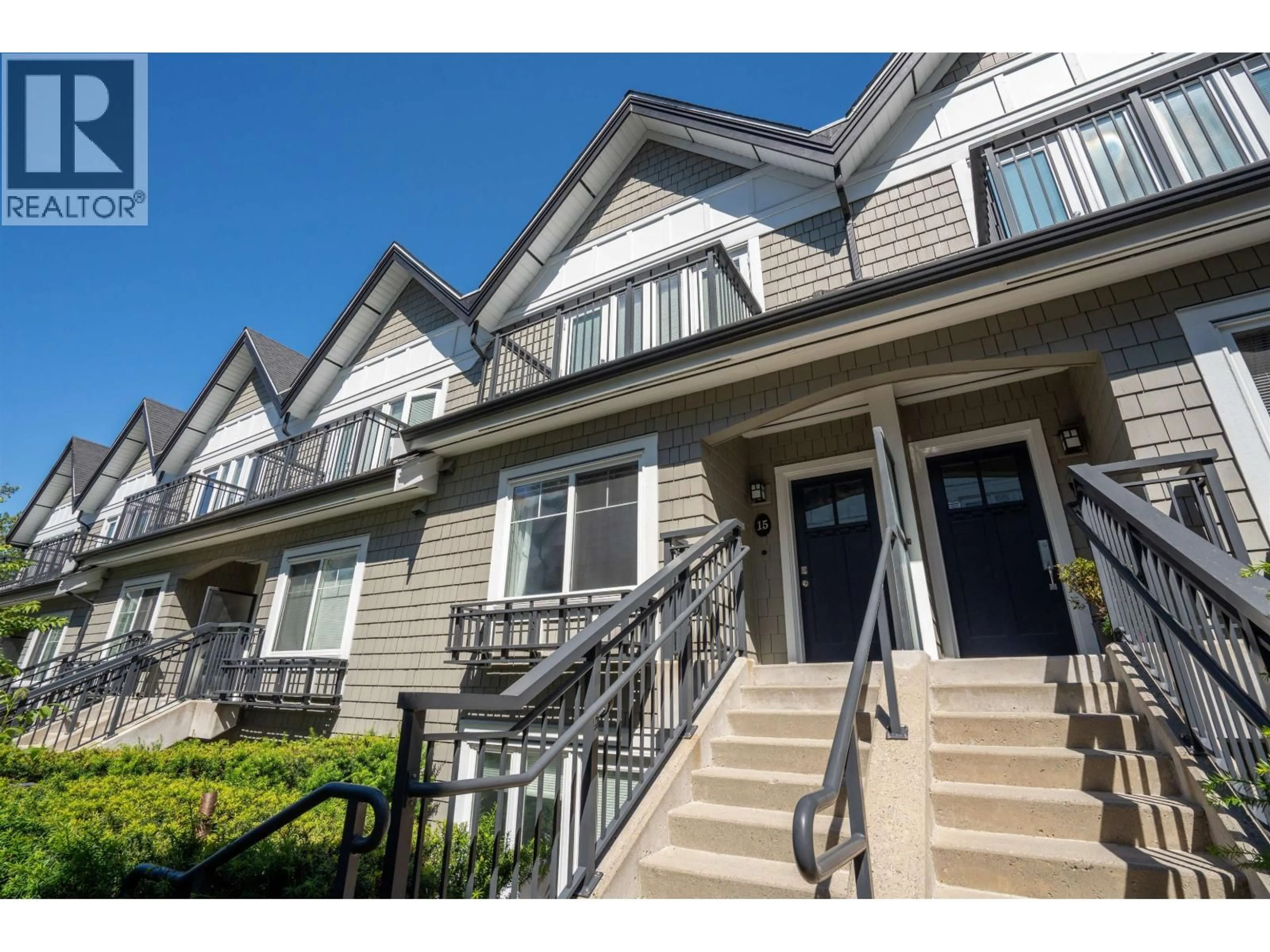 Home with vinyl exterior material, street for 15 - 5655 CHAFFEY AVENUE, Burnaby British Columbia V5H2S1
