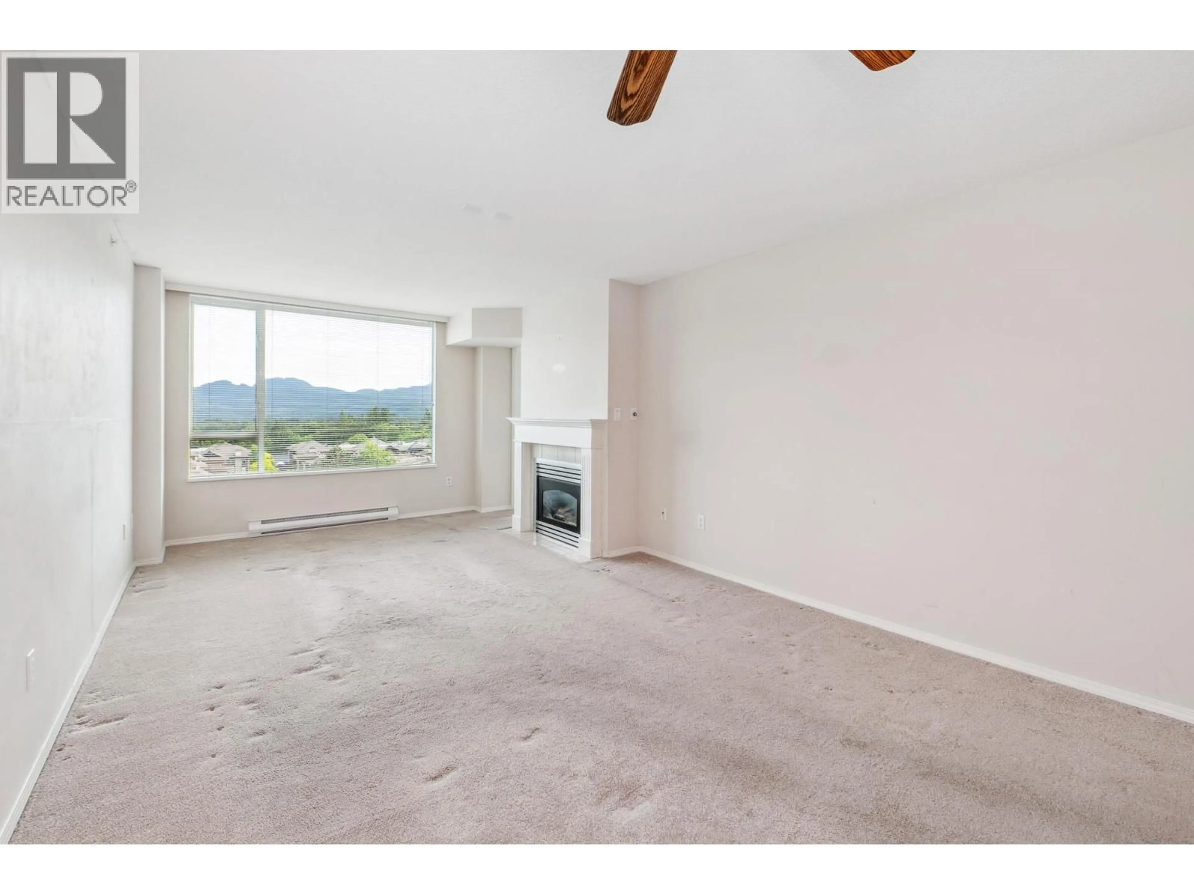 A pic of a room for 810 - 12148 224 STREET, Maple Ridge British Columbia V2X3N8