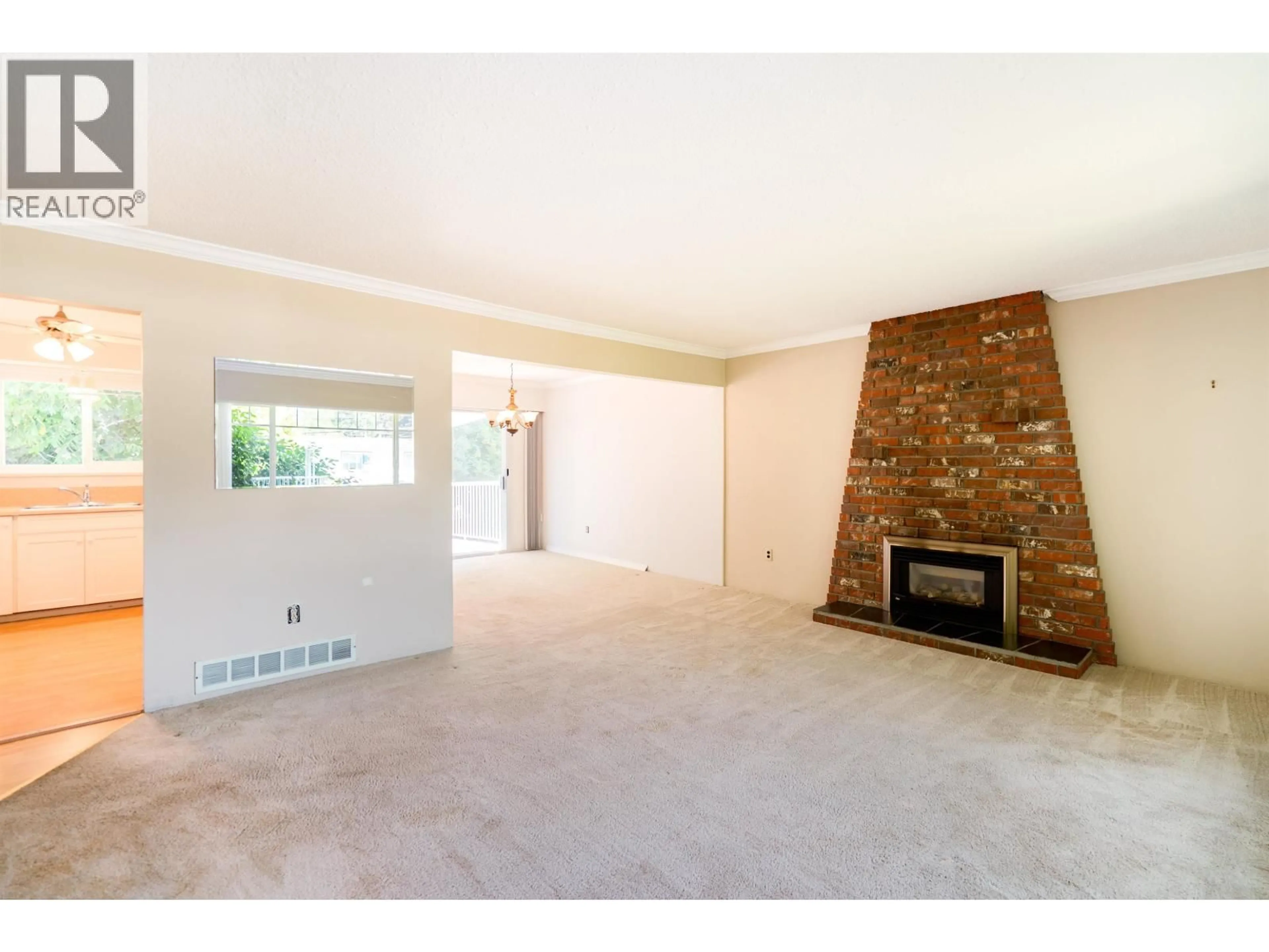 Unknown for 3748 INVERNESS STREET, Port Coquitlam British Columbia V3B3B6