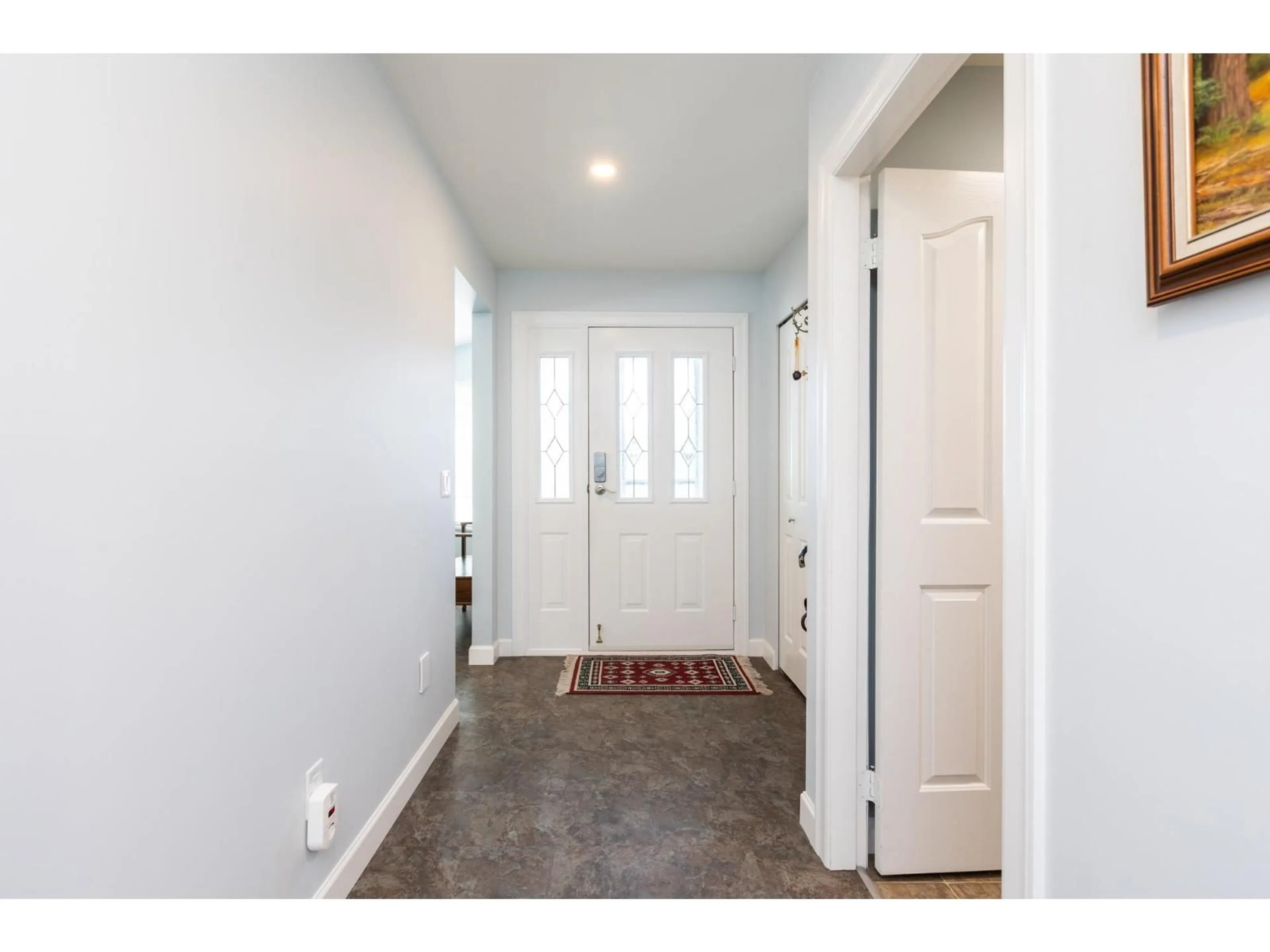 Indoor entryway for 10 - 1450 MCCALLUM, Abbotsford British Columbia V2S8A5