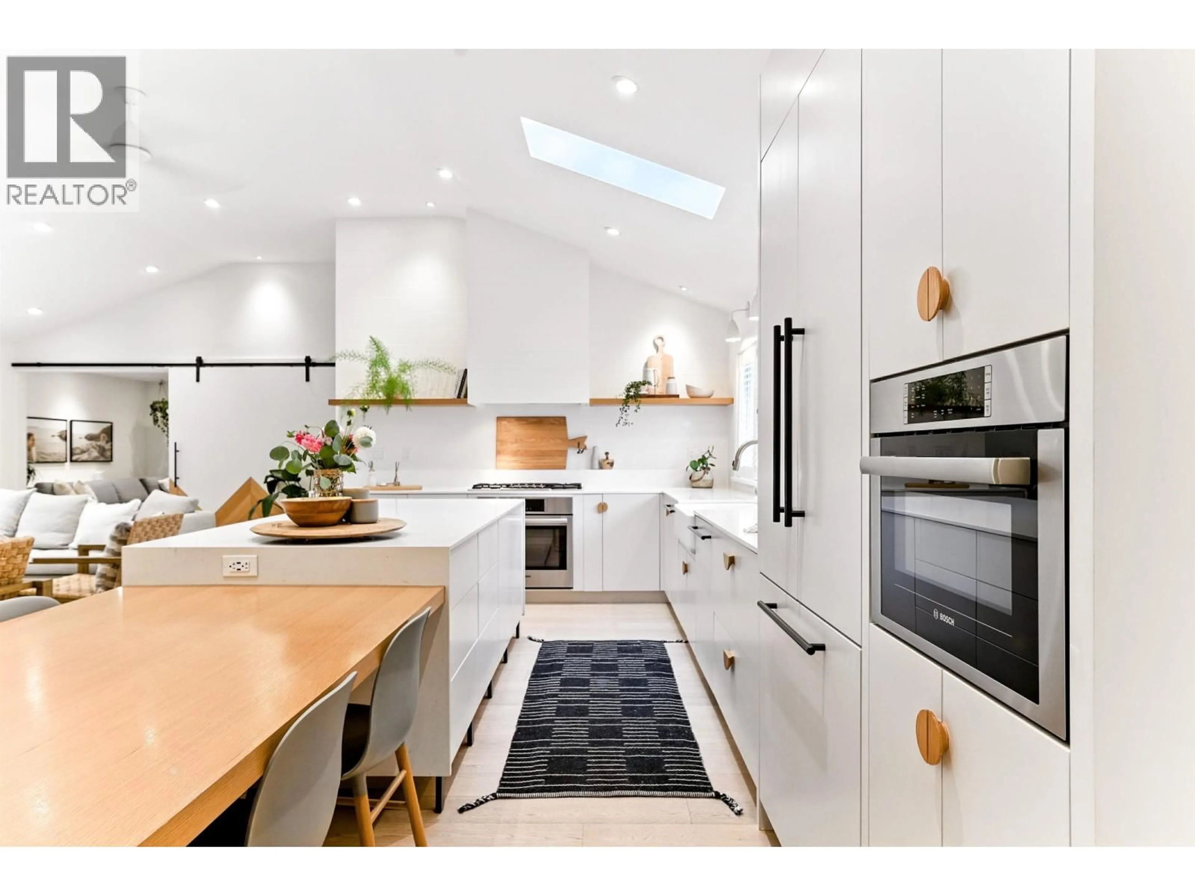 Open concept kitchen, unknown for 5621 EAGLE HARBOUR ROAD, West Vancouver British Columbia V7W1P4