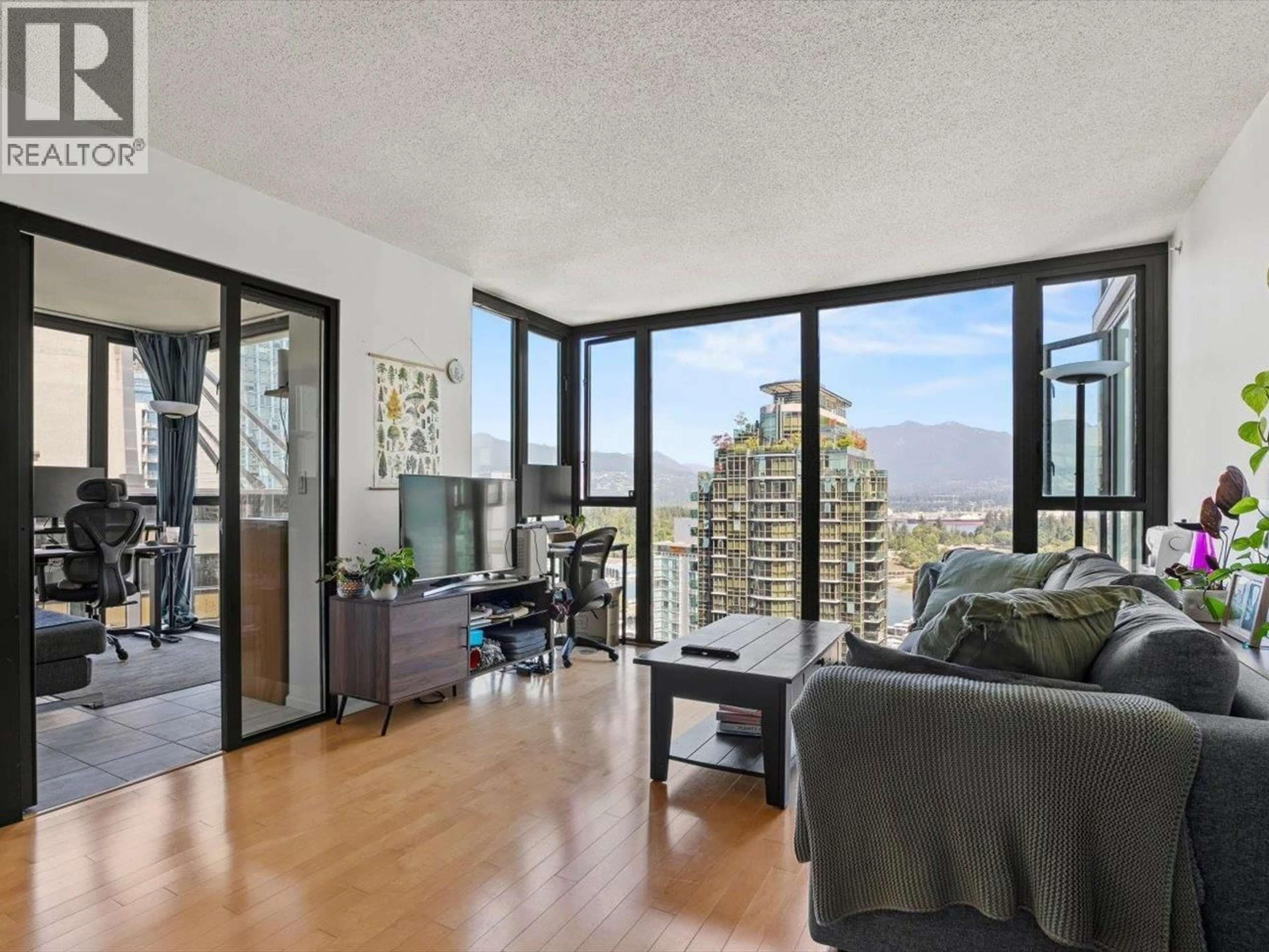 Unknown for 2305 - 1331 GEORGIA STREET, Vancouver British Columbia V6E4P1