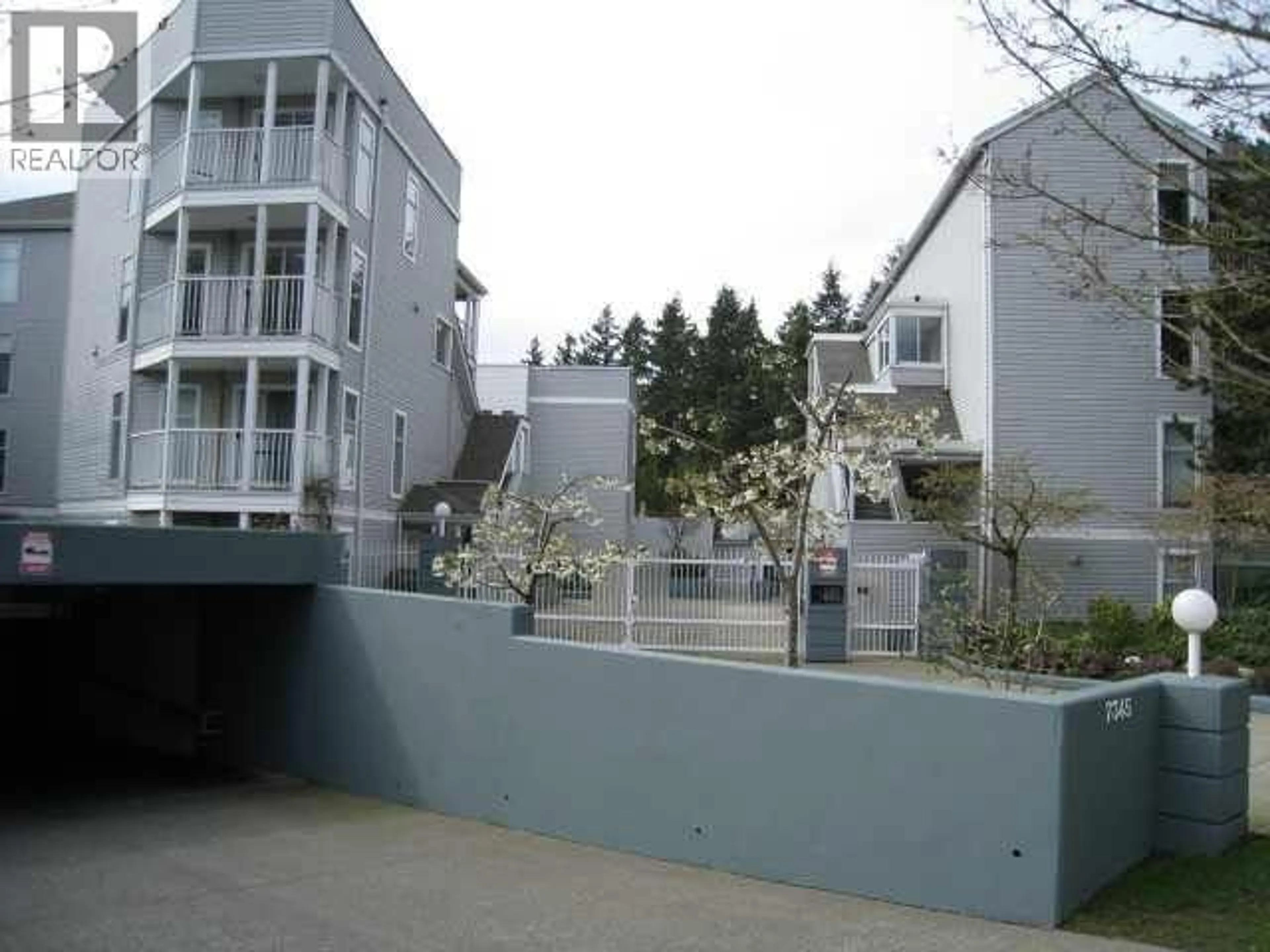 Unknown for 21 - 7345 SANDBORNE AVENUE, Burnaby British Columbia V3N4W6