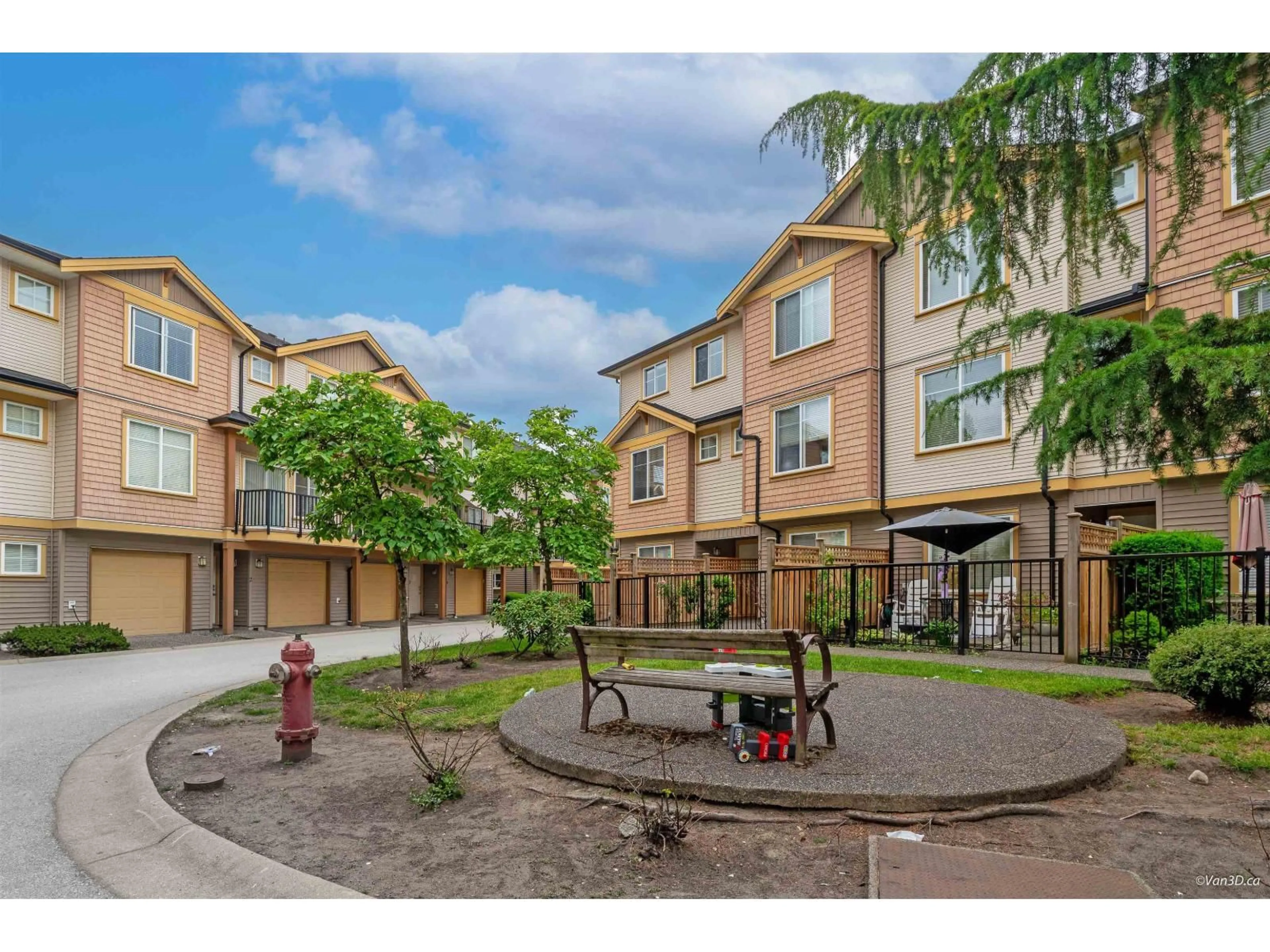 Patio, street for 46 - 8633 159, Surrey British Columbia V4N5W1