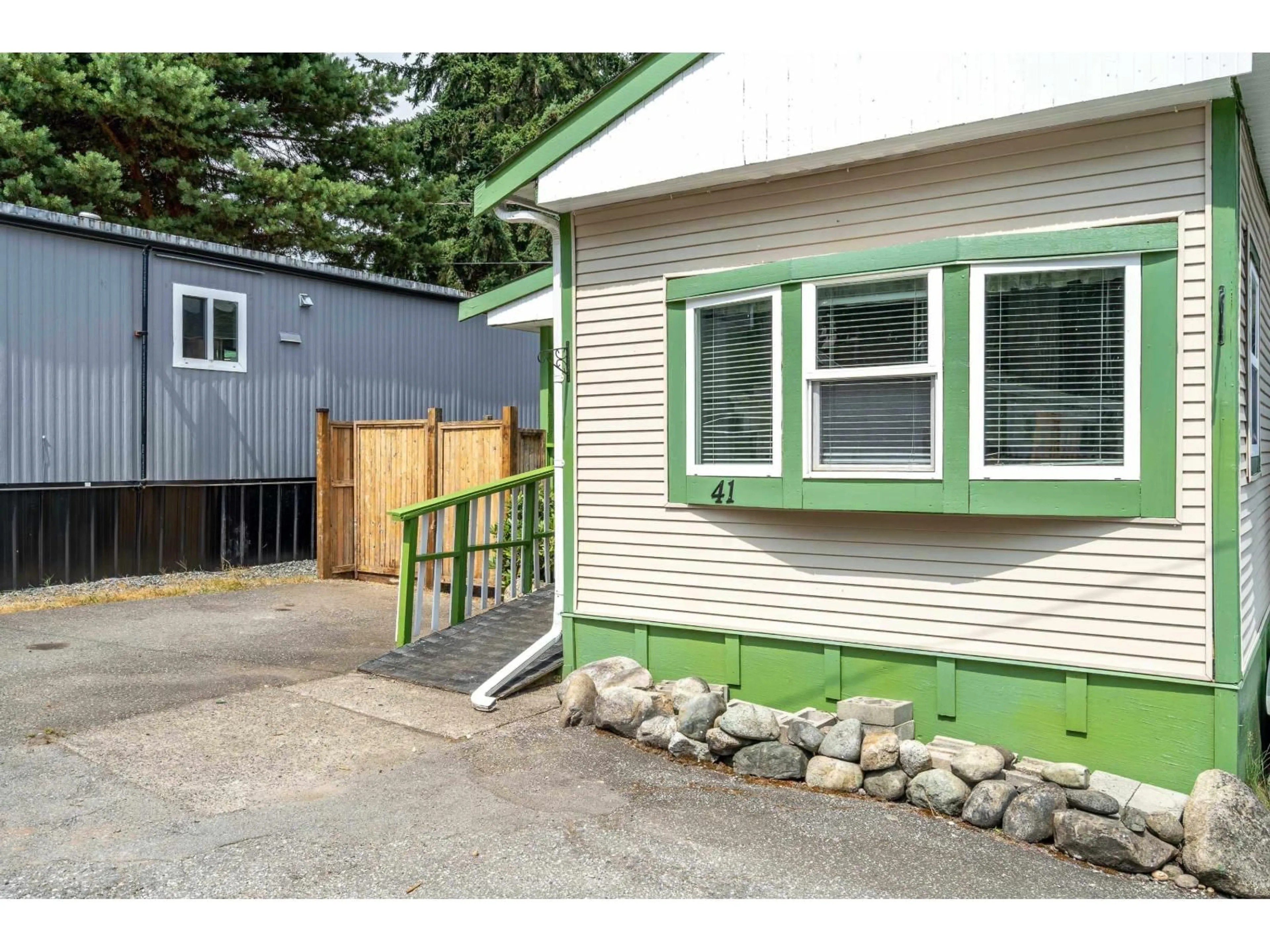 Home with vinyl exterior material, street for 41 - 9132 120, Surrey British Columbia V3V4B6