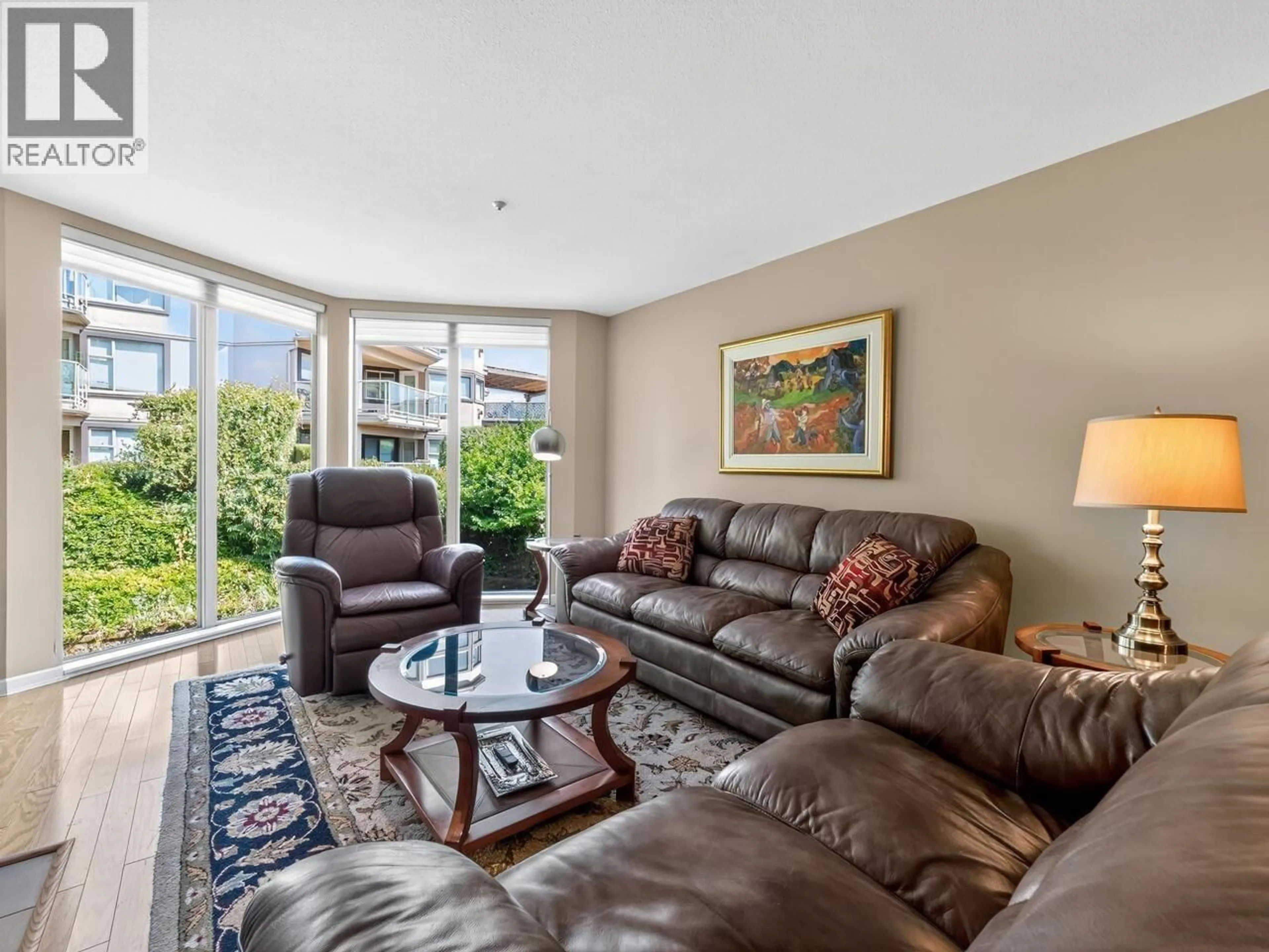 Living room with furniture, unknown for 201 - 68 RICHMOND STREET, New Westminster British Columbia V3L5S2