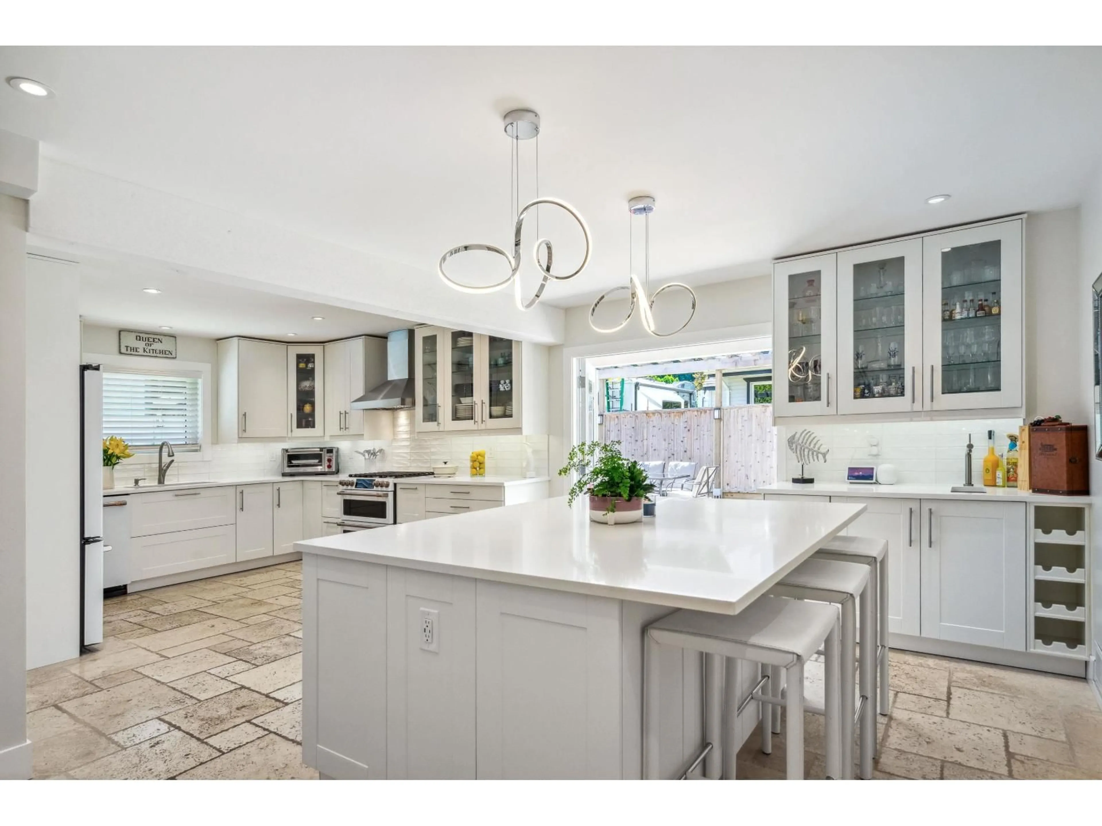 Open concept kitchen, ceramic/tile floor for 4560 196A, Langley British Columbia V3A7G6