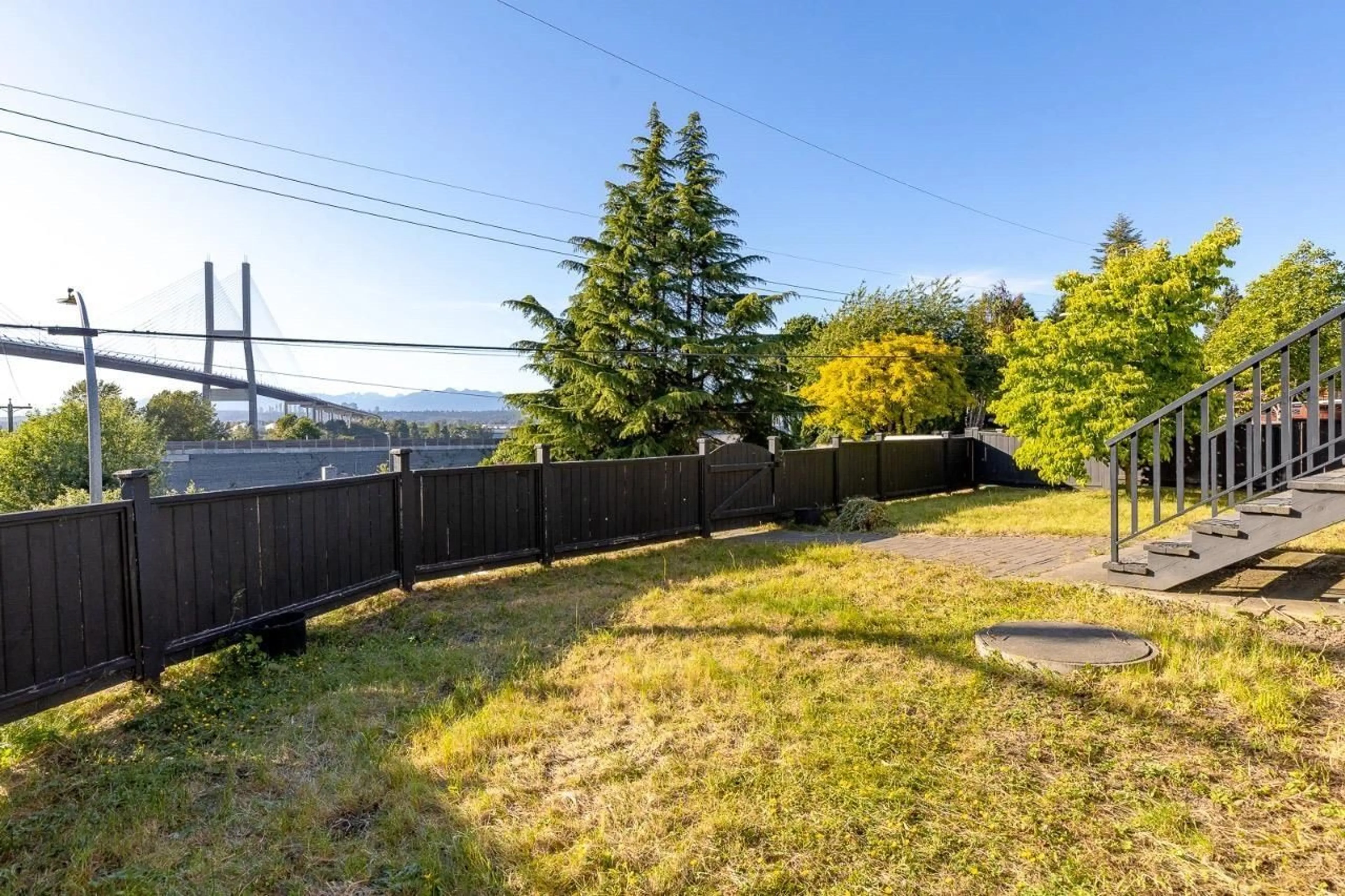 Patio, unknown for 10302 MAIN, Delta British Columbia V4C2P4