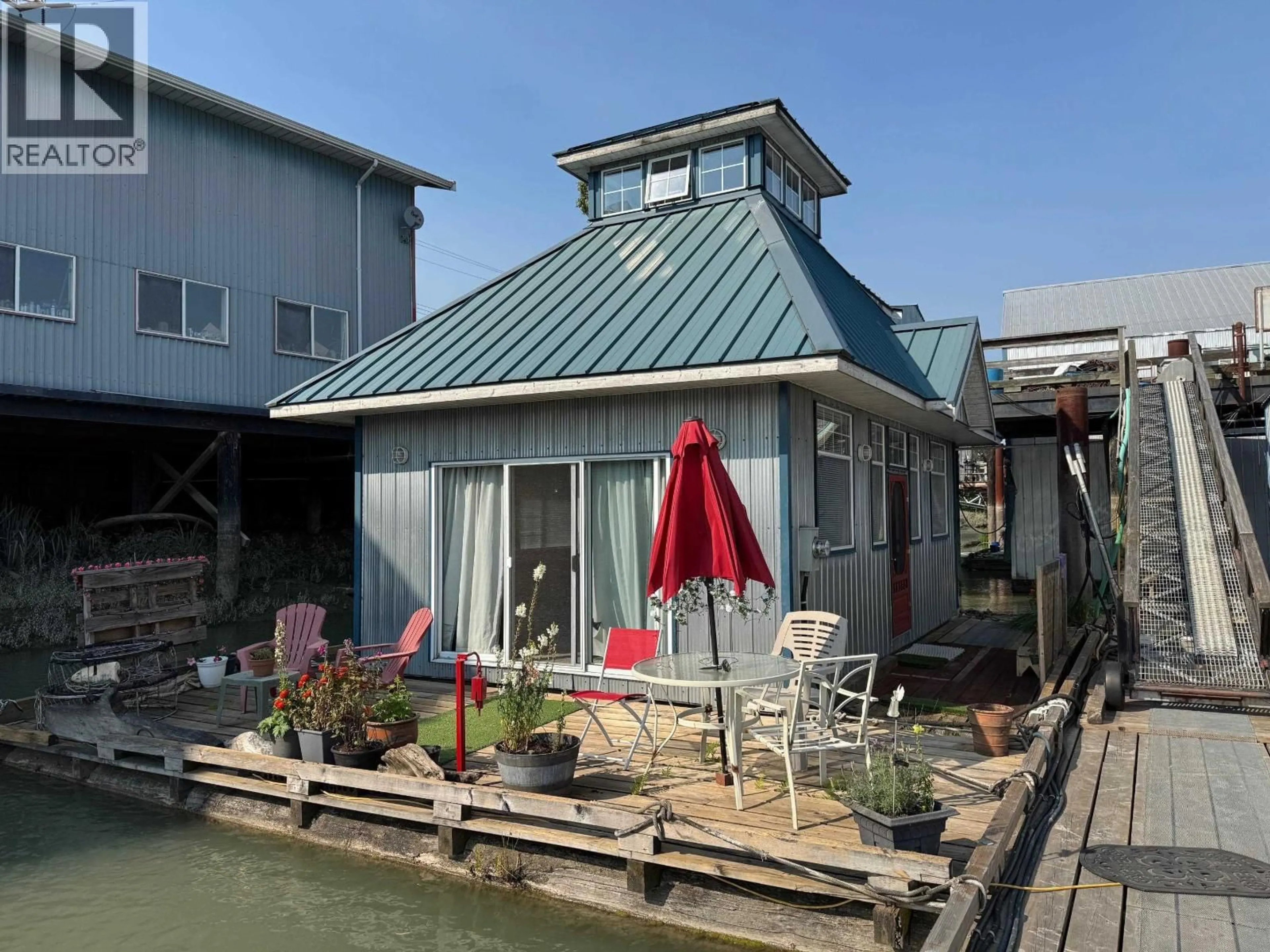 Patio, water/lake/river/ocean view for 23220 DYKE ROAD, Richmond British Columbia V6V1E2