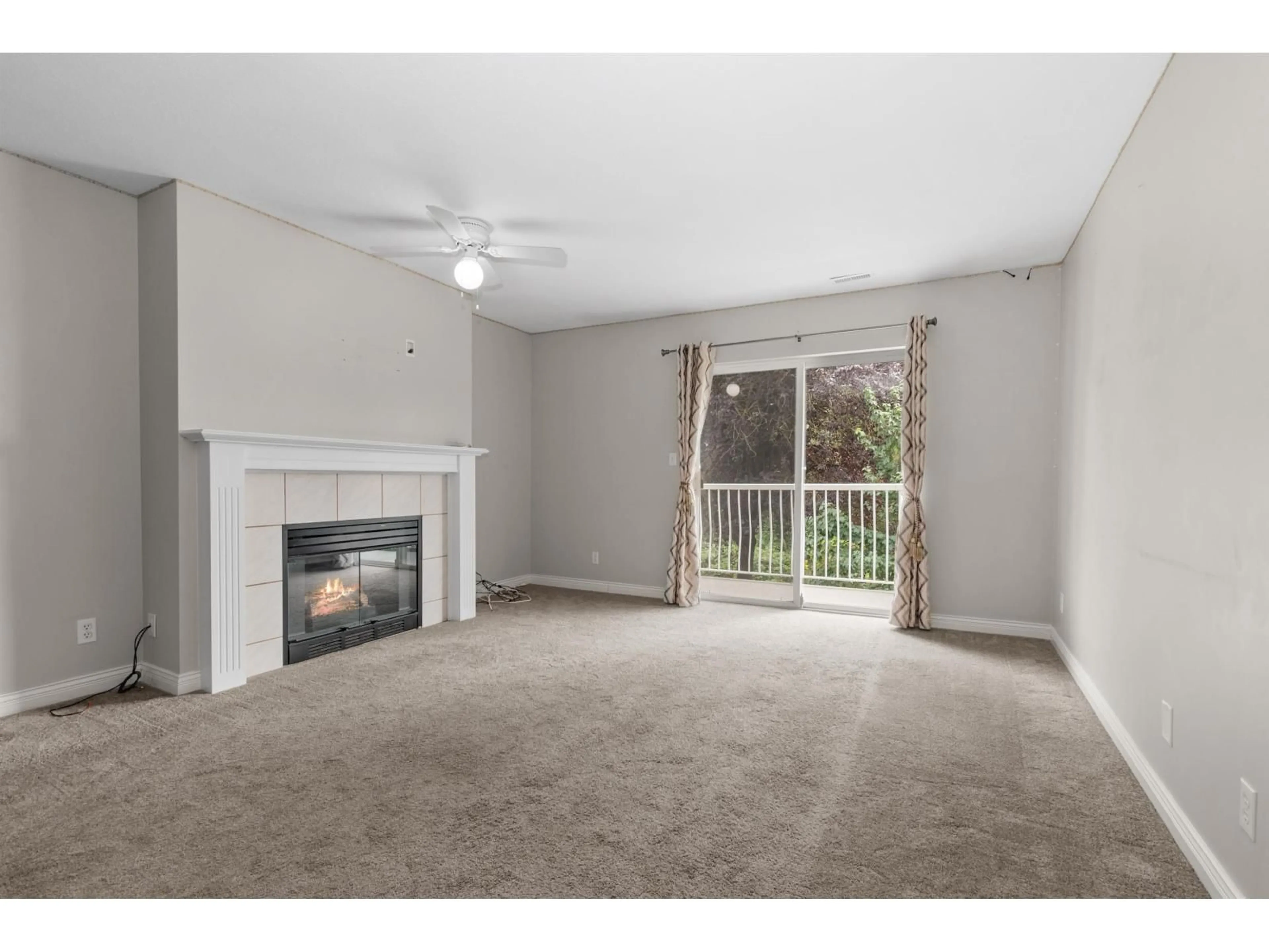 Living room with furniture, unknown for 50 - 7715 LUCKAKUCK PLACE, Chilliwack British Columbia V2R3N6