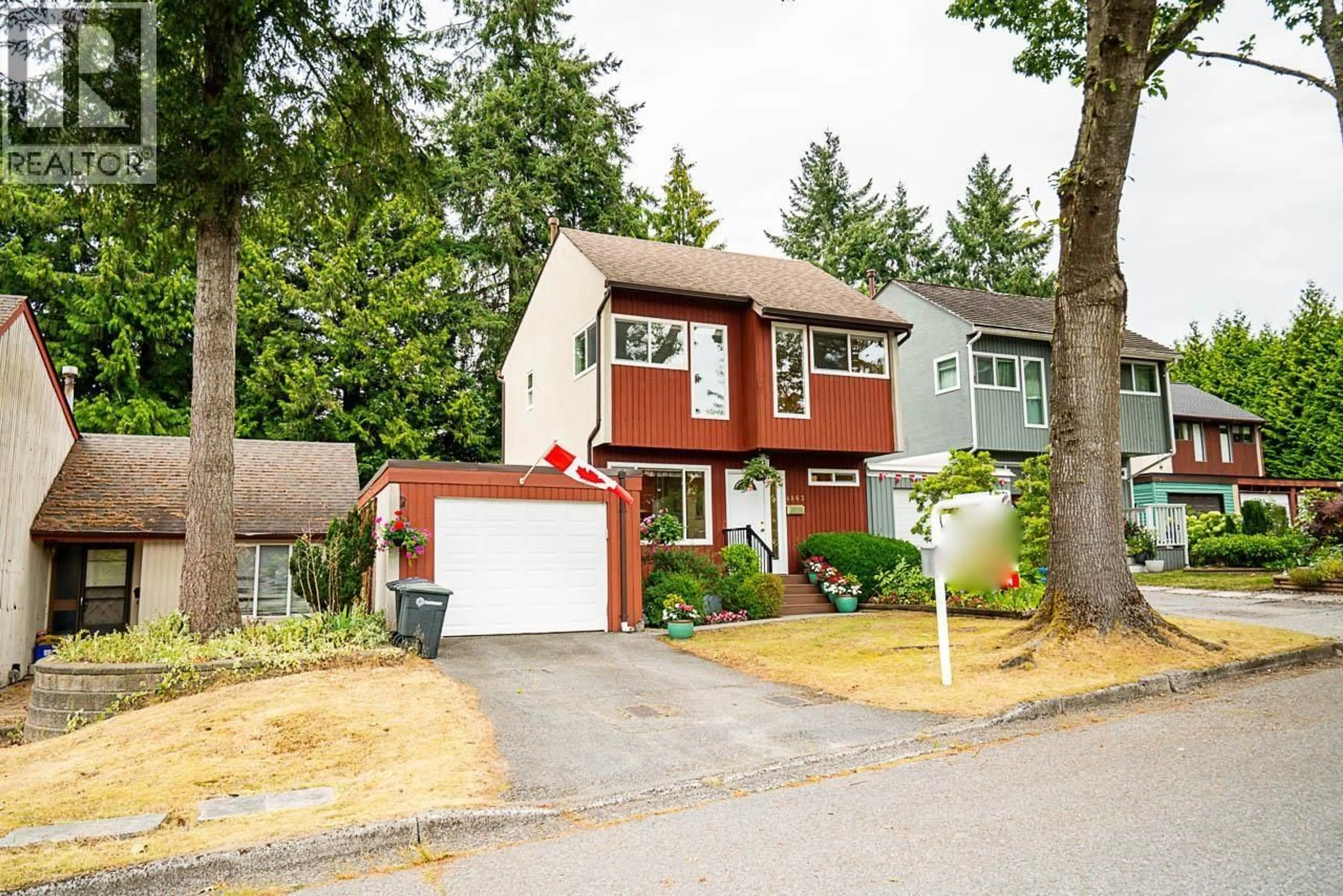 Home with vinyl exterior material, street for 4863 HICKORY COURT, Burnaby British Columbia V5G4B1