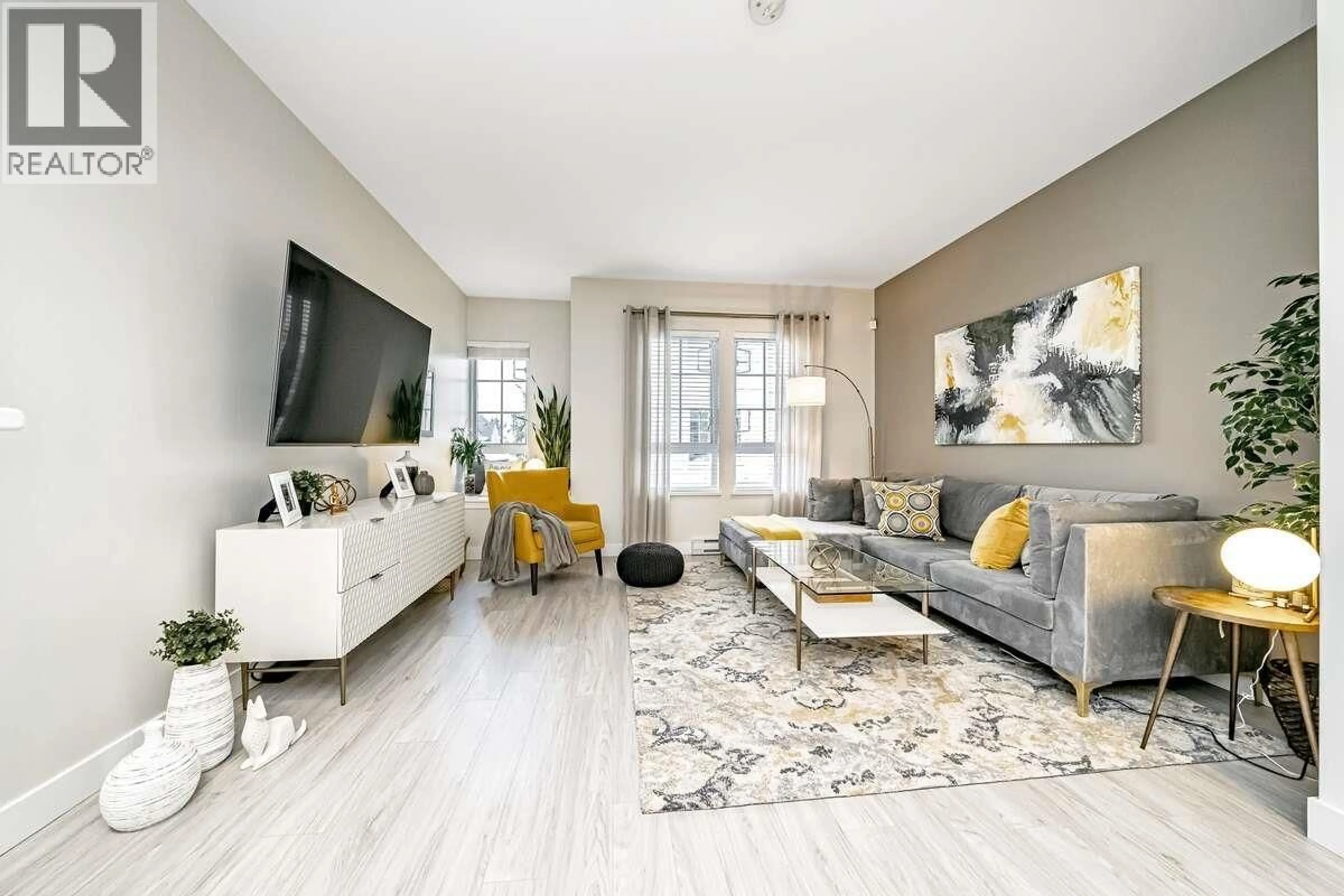 Living room with furniture, unknown for 2126 ST JOHNS STREET, Port Moody British Columbia V3H0J5
