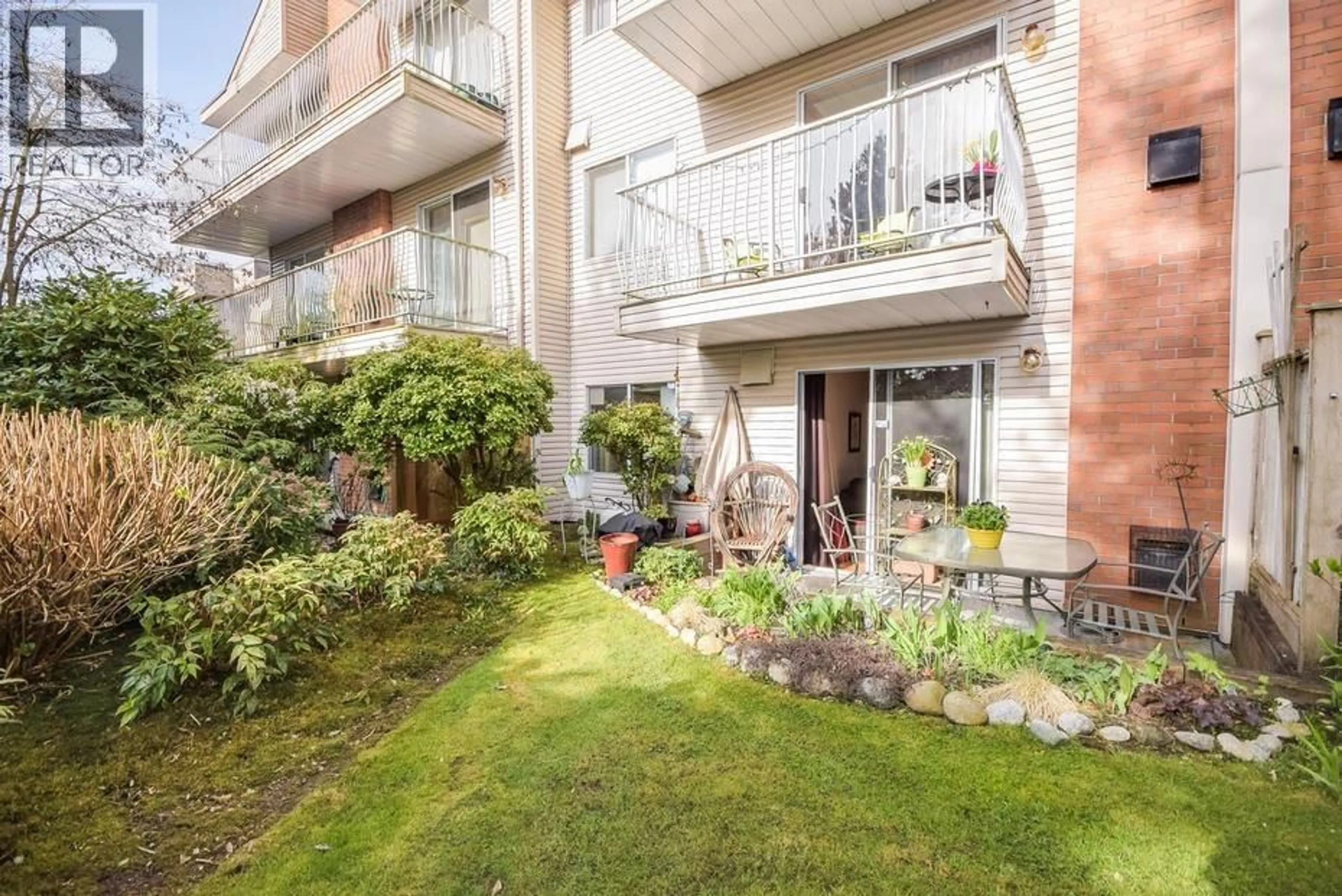 Patio, street for 109 - 1187 PIPELINE ROAD, Coquitlam British Columbia V3B4R9