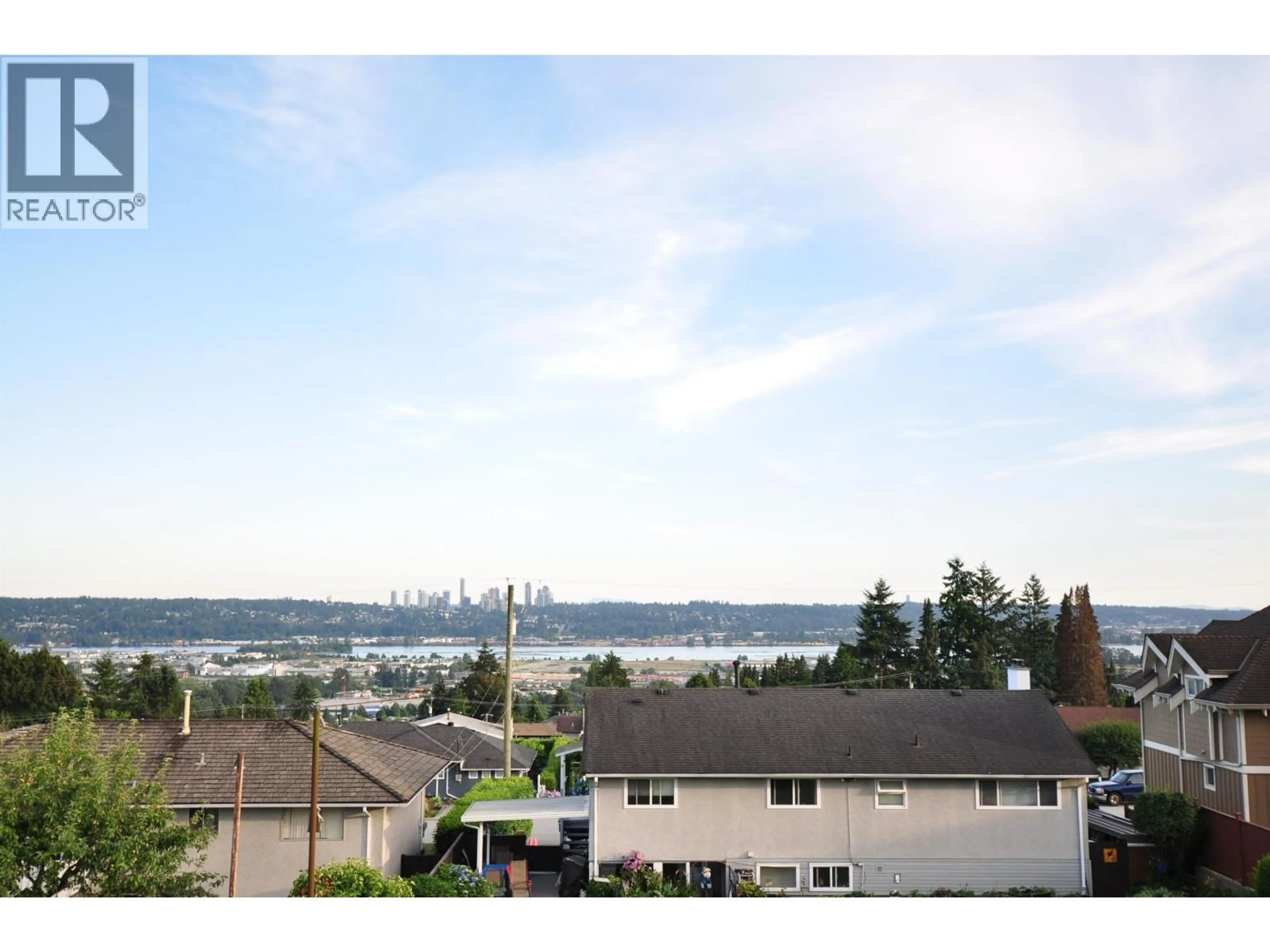 Unknown for 104 - 1138 DANSEY AVENUE, Coquitlam British Columbia V3K3H4