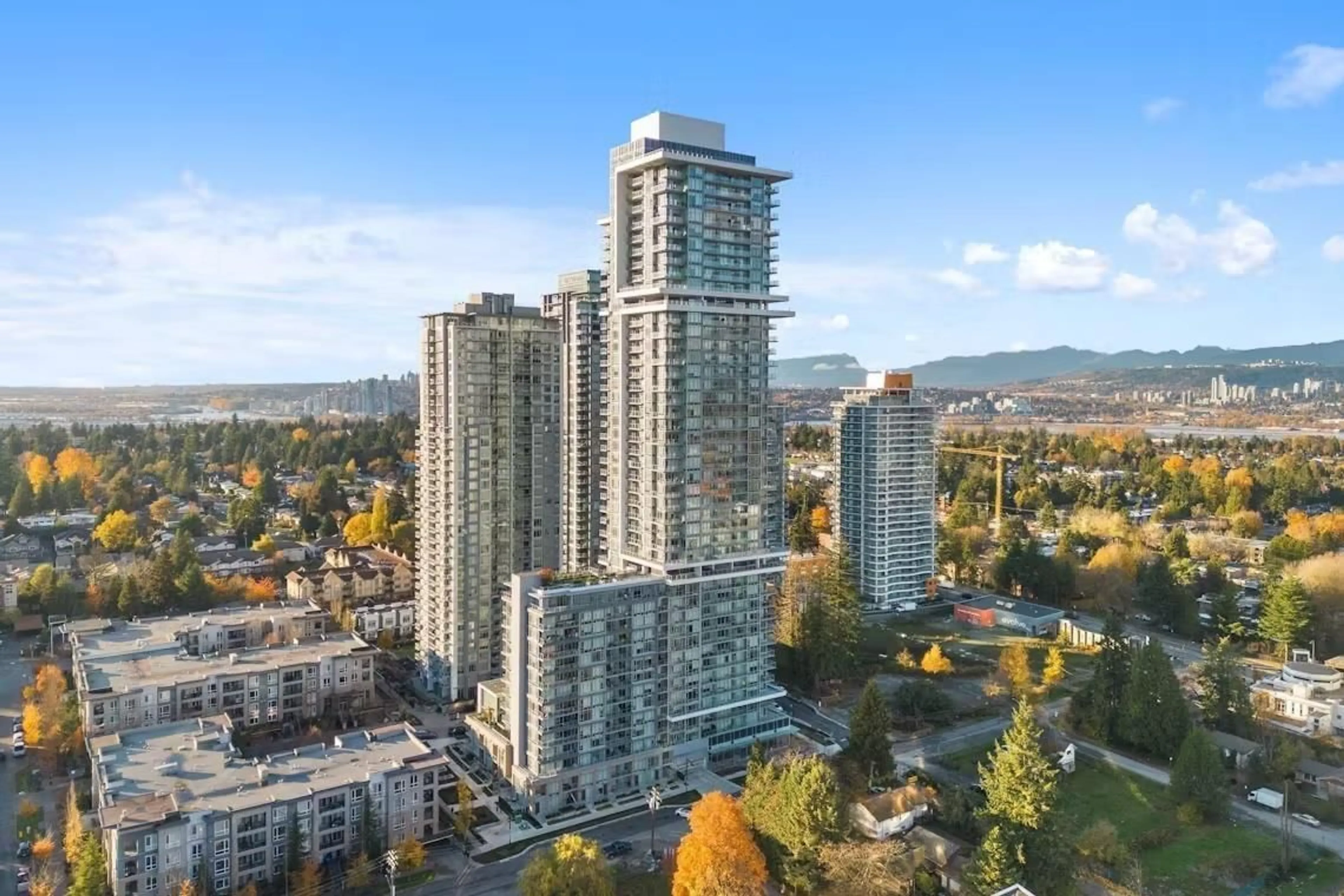 A pic from outside/outdoor area/front of a property/back of a property/a pic from drone, city buildings view from balcony for 4105 - 13350 CENTRAL, Surrey British Columbia V3T0S1