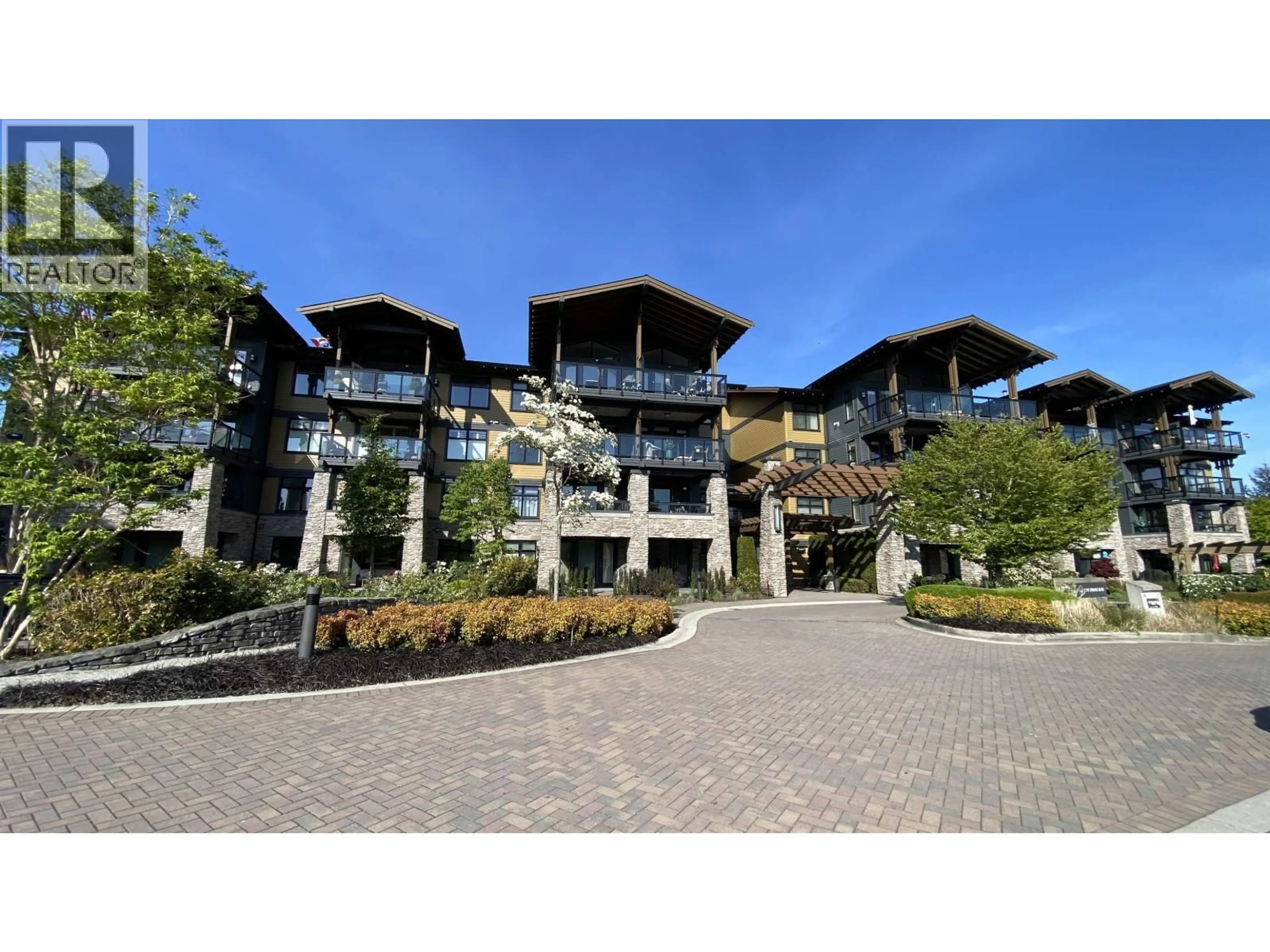 A pic from outside/outdoor area/front of a property/back of a property/a pic from drone, unknown for 101 - 5099 SPRINGS BLVD. BOULEVARD, Delta British Columbia V4M0A2