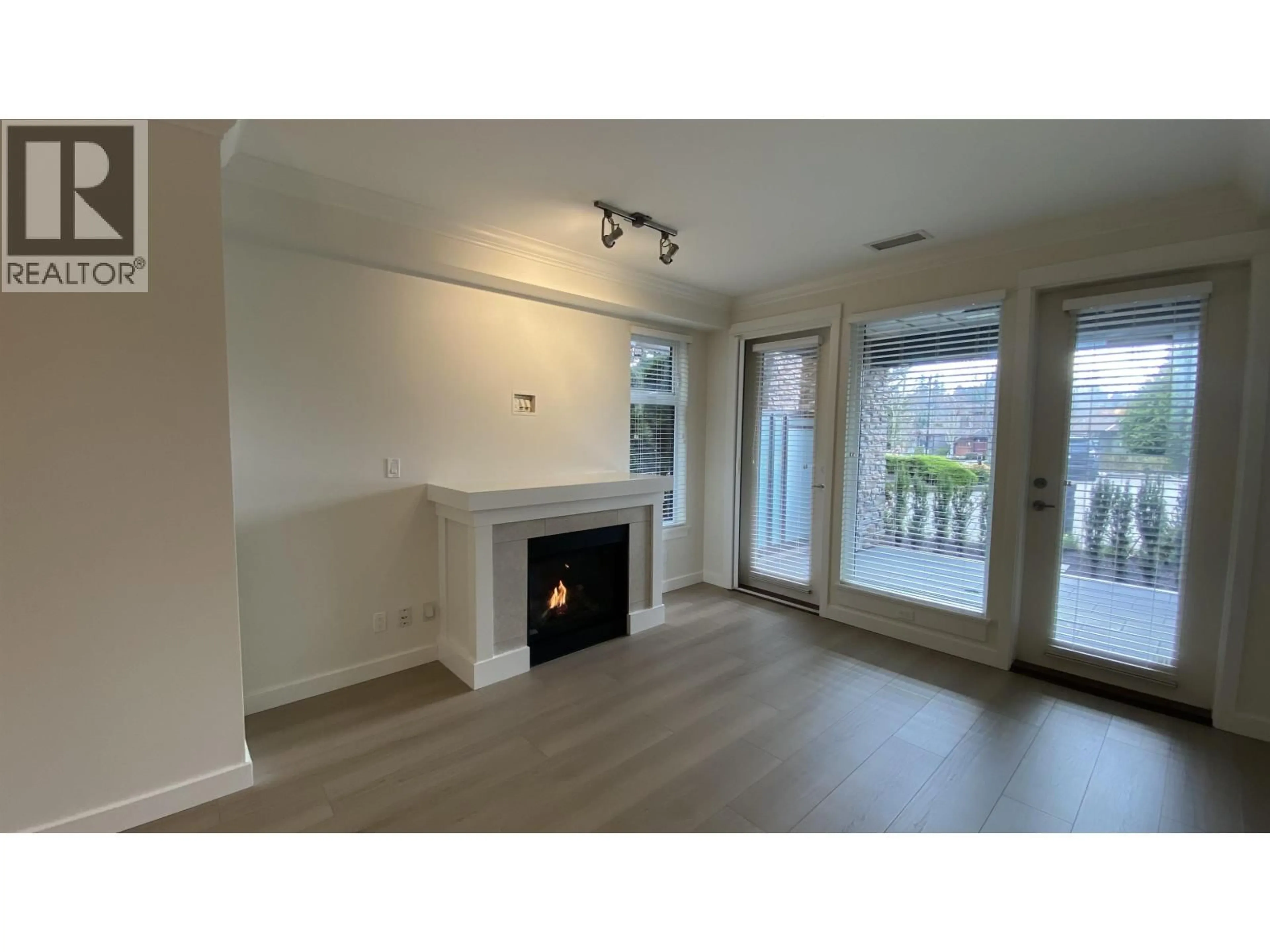 A pic of a room for 101 - 5099 SPRINGS BLVD. BOULEVARD, Delta British Columbia V4M0A2