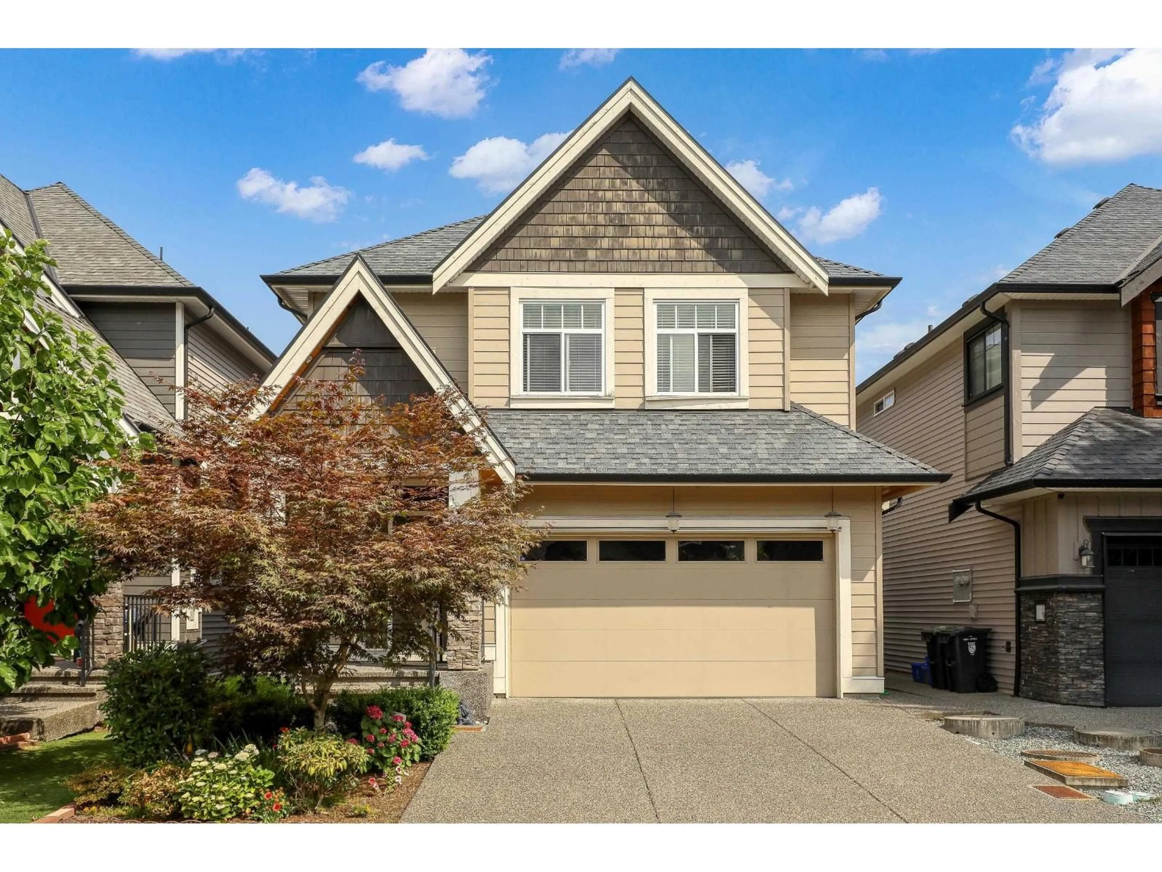 Home with vinyl exterior material, street for 20985 80A, Langley British Columbia V2Y0R3