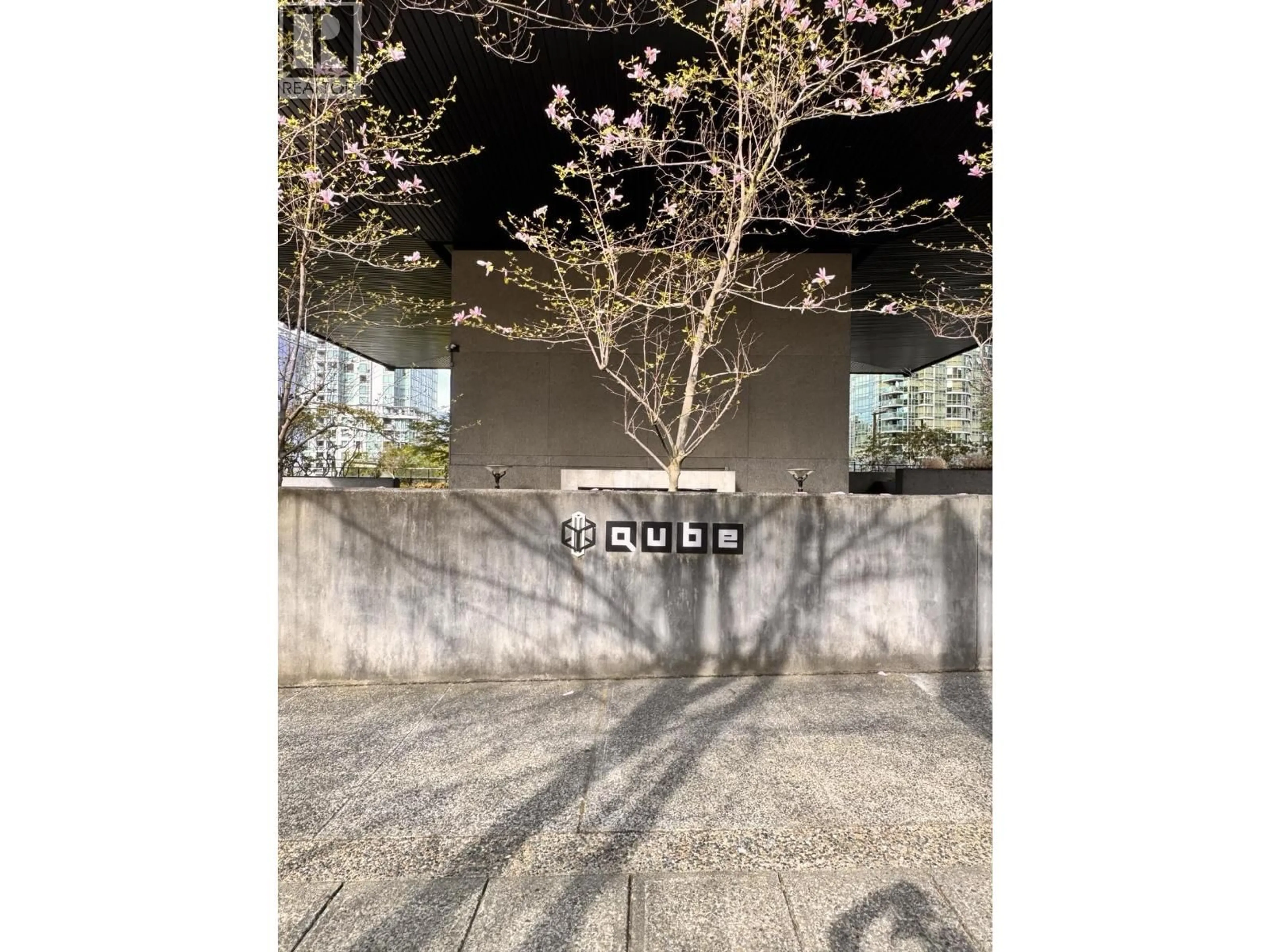 Unknown for 611 - 1333 GEORGIA STREET, Vancouver British Columbia V6E4V3